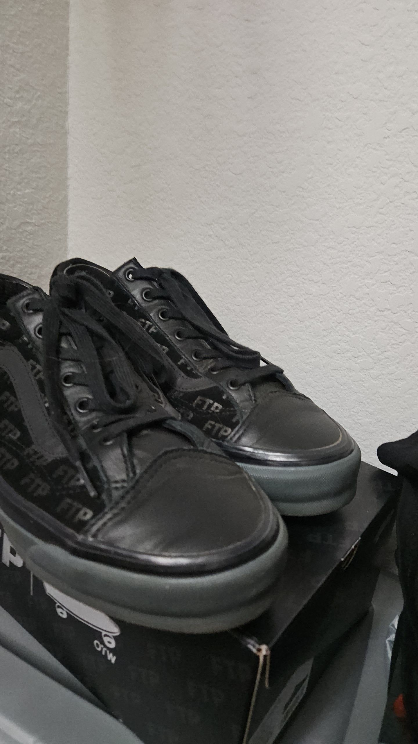 Fuck The Population FTP x VANS Skool 11.5 Size US 11.5 / EU 44-45 - 1 Thumbnail