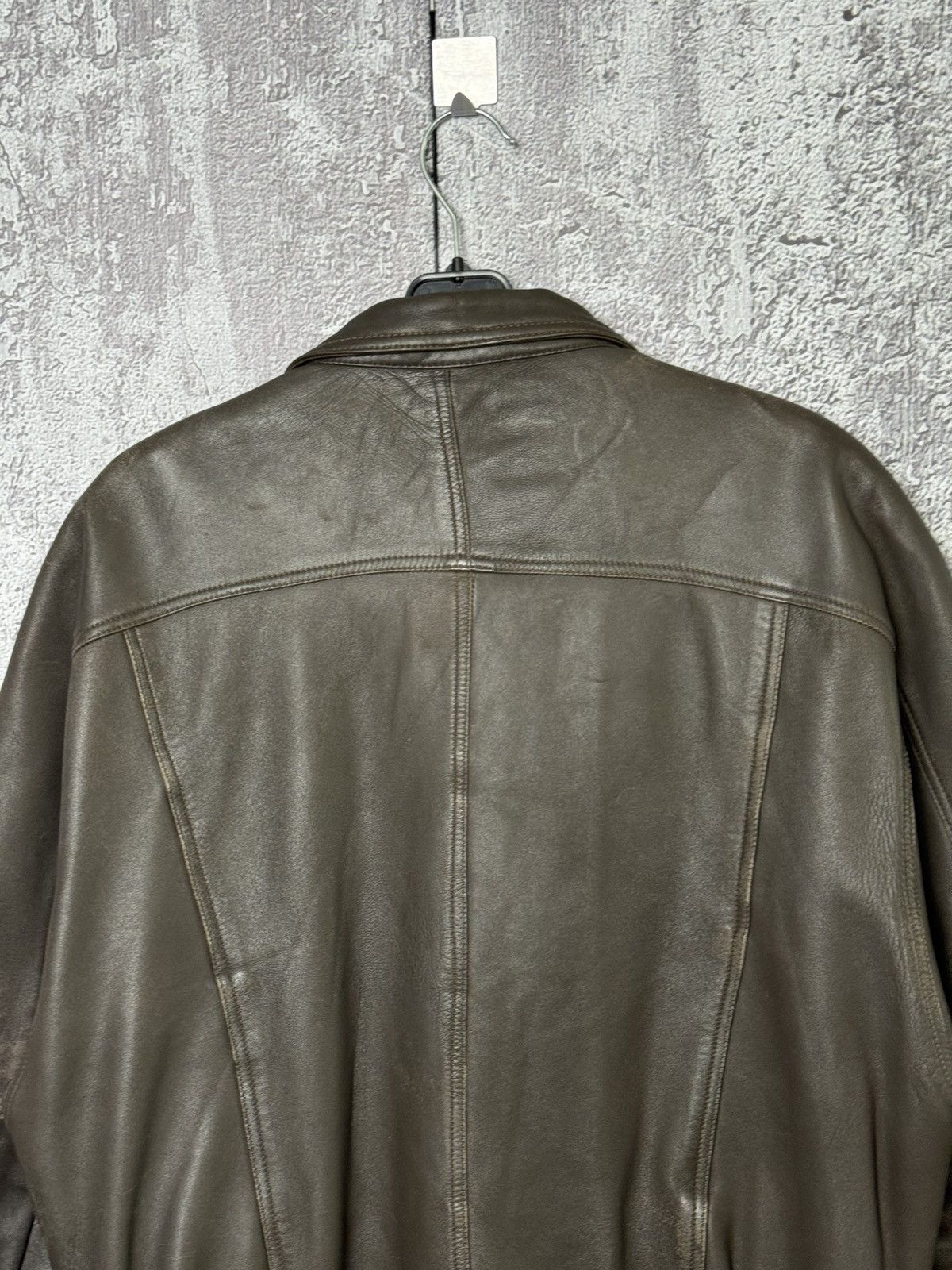 Vintage Vintage Brown Leather Jacket Retro Style Flight Bomber Size US L / EU 52-54 / 3 - 12 Thumbnail