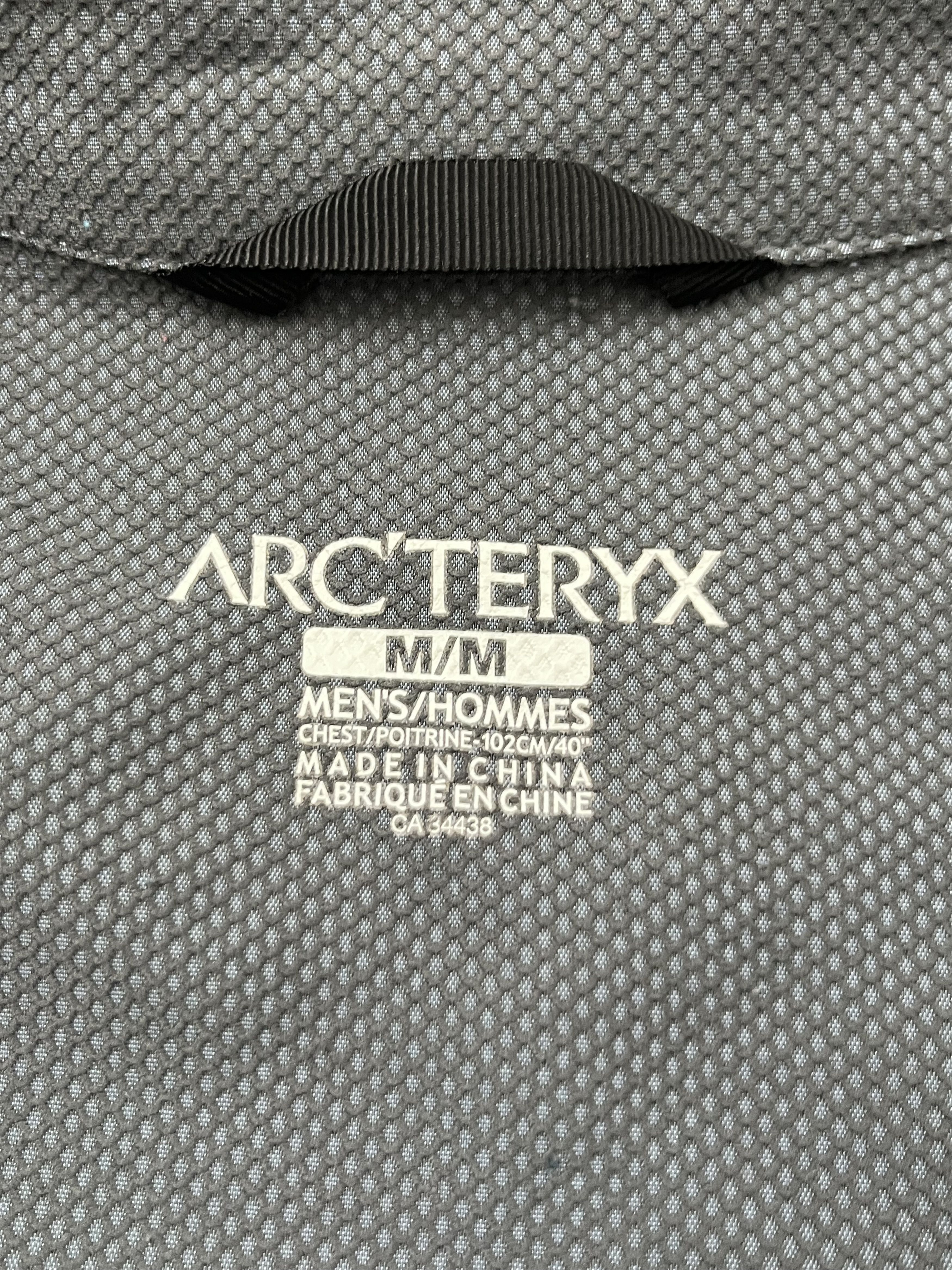 Arc'teryx Vintage Arc’teryx Light Jacket Reflective Size US M / EU 48-50 / 2 - 14 Thumbnail
