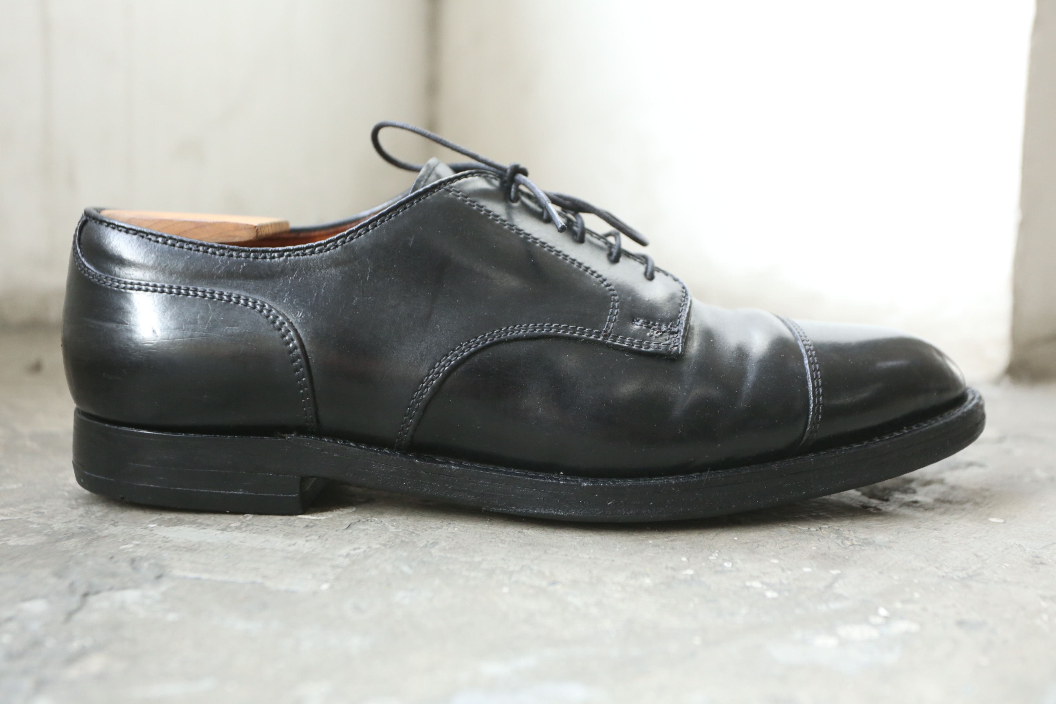 Alden Alden - 2161 Straight Tip Blucher Size US 9.5 / EU 42-43 - 2 Thumbnail