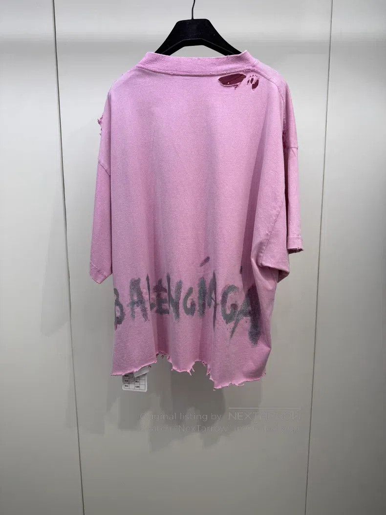 Balenciaga Balenciaga Pink Graffiti Short Sleeve Size US S / EU 44-46 / 1 - 3 Thumbnail