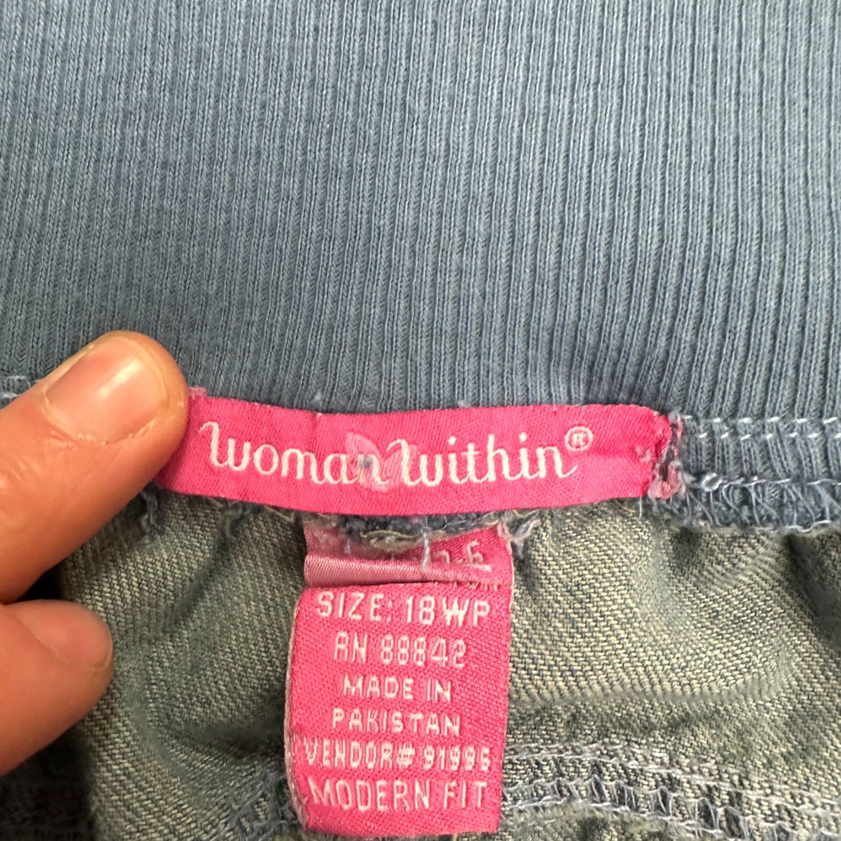 Vintage Woman Within Jeans Women 18W Plus Denim Cargo Straight 35x27 Blue 27in Inseam Size 40" / US 18 - 5 Thumbnail