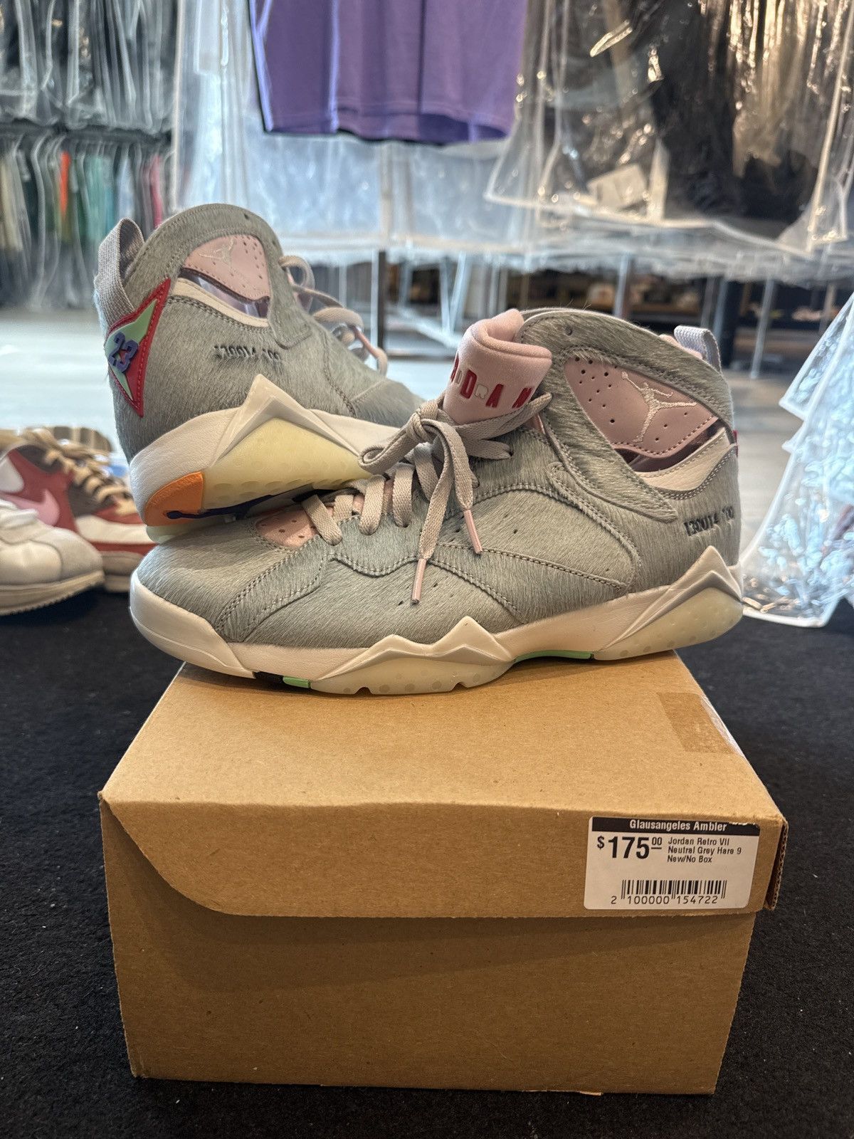 Jordan Brand Jordan retro 7 Hare neutral grey size 9 new no box Size US 9 / EU 42 - 1 Thumbnail