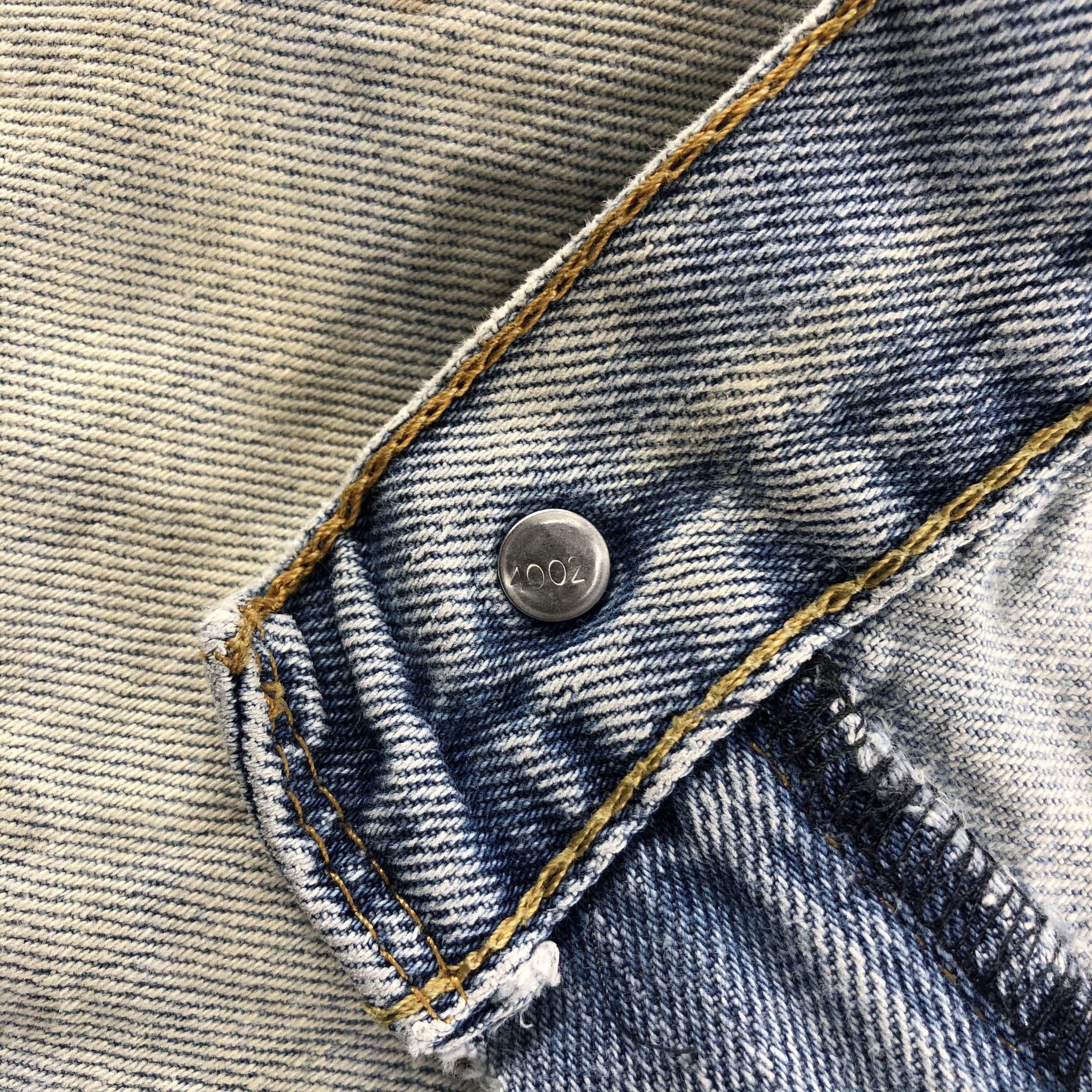 Levi's Vintage 90s Light Wash Levis 560 Jeans-J1194 Size US 42 / EU 58 - 10 Thumbnail