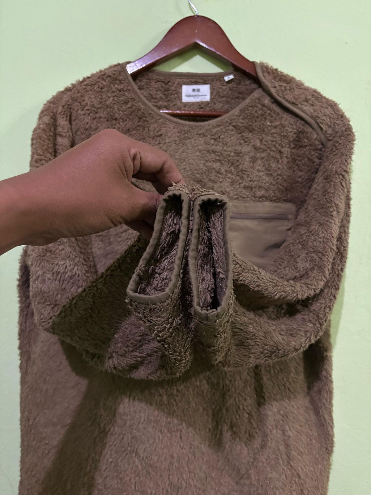 Uniqlo × White Mountaineering Uniqlo X White Moutaineering Fleece Sweater Design Size US M / EU 48-50 / 2 - 4 Thumbnail