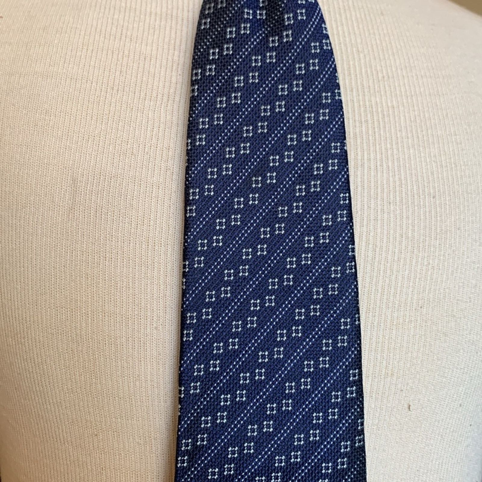Gianfranco Ferre Gianfranco Ferre Italy 100% Italian navy blue silk necktie Size ONE SIZE - 4 Thumbnail