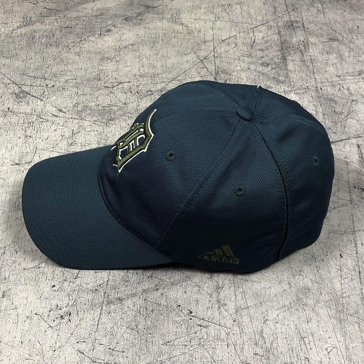 Adidas MLB Detroit Tigers Cap Adidas Vintage 2004 Size ONE SIZE - 2 Thumbnail