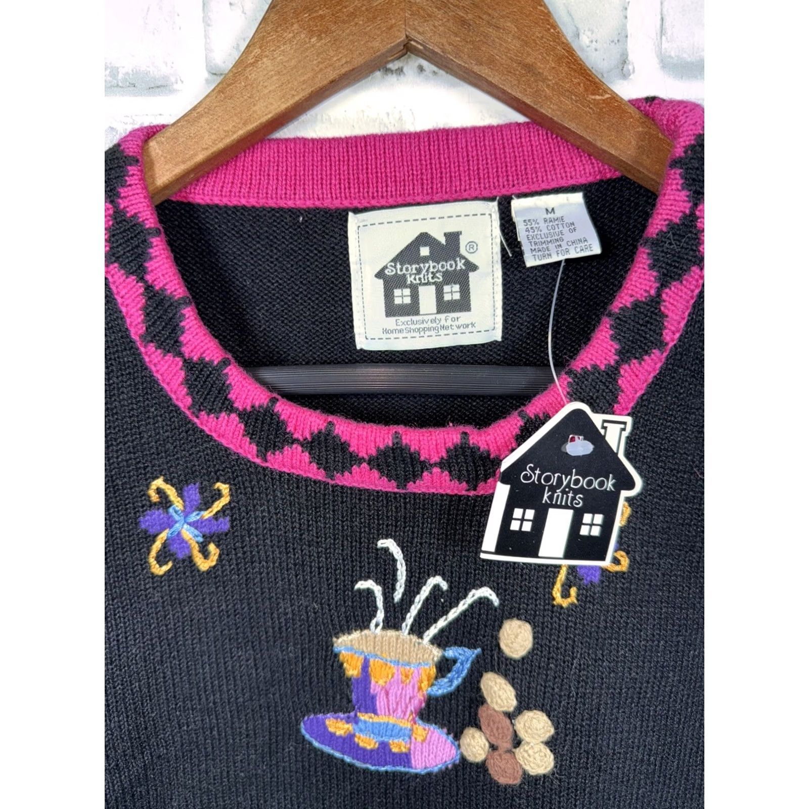 Vintage NWT Storybook Knits Black Embroidered Vest Womens M Sleeveless Knit Sweater Embroidered Vest Style Women M Black NWT Storybook Knits Vest Womens M Size M / US 6-8 / IT 42-44 - 2 Thumbnail