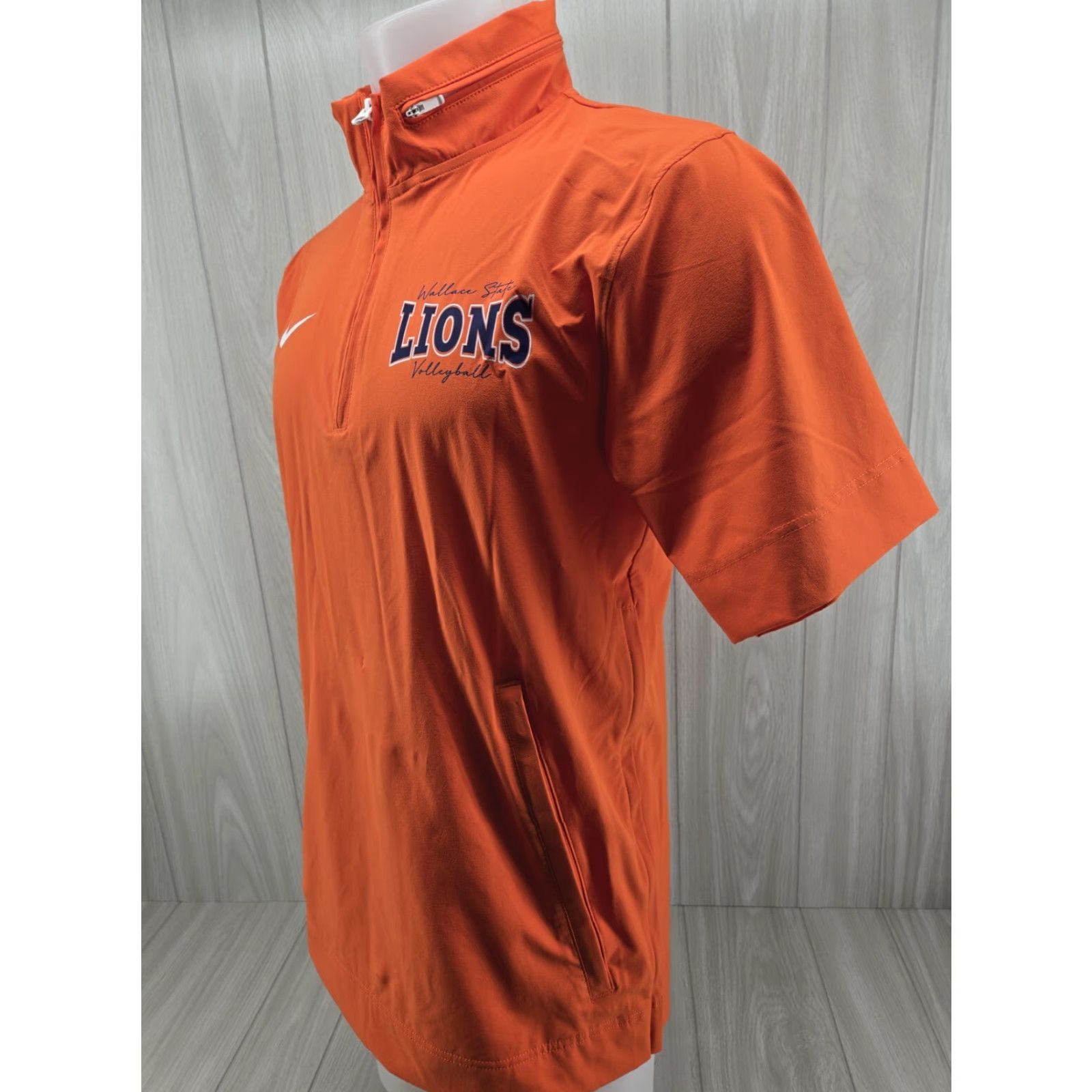 Nike Nike Wallace State Valleyball Windbreaker Shirt Men S Orange 1/4 Zip Solid Logo 1/4 Zip Windbreaker S/S 90s? Size US S / EU 44-46 / 1 - 3 Thumbnail