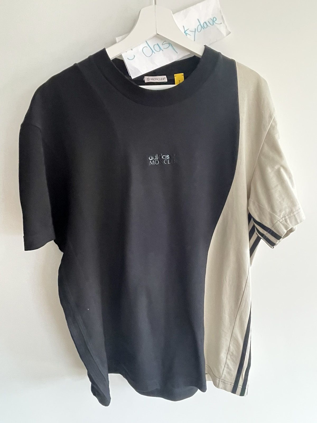 【MONCLER X ADIDAS】ジャージーTシャツ Moncler x Adidas T-Shirt Men's Size M Black Orange Cotton