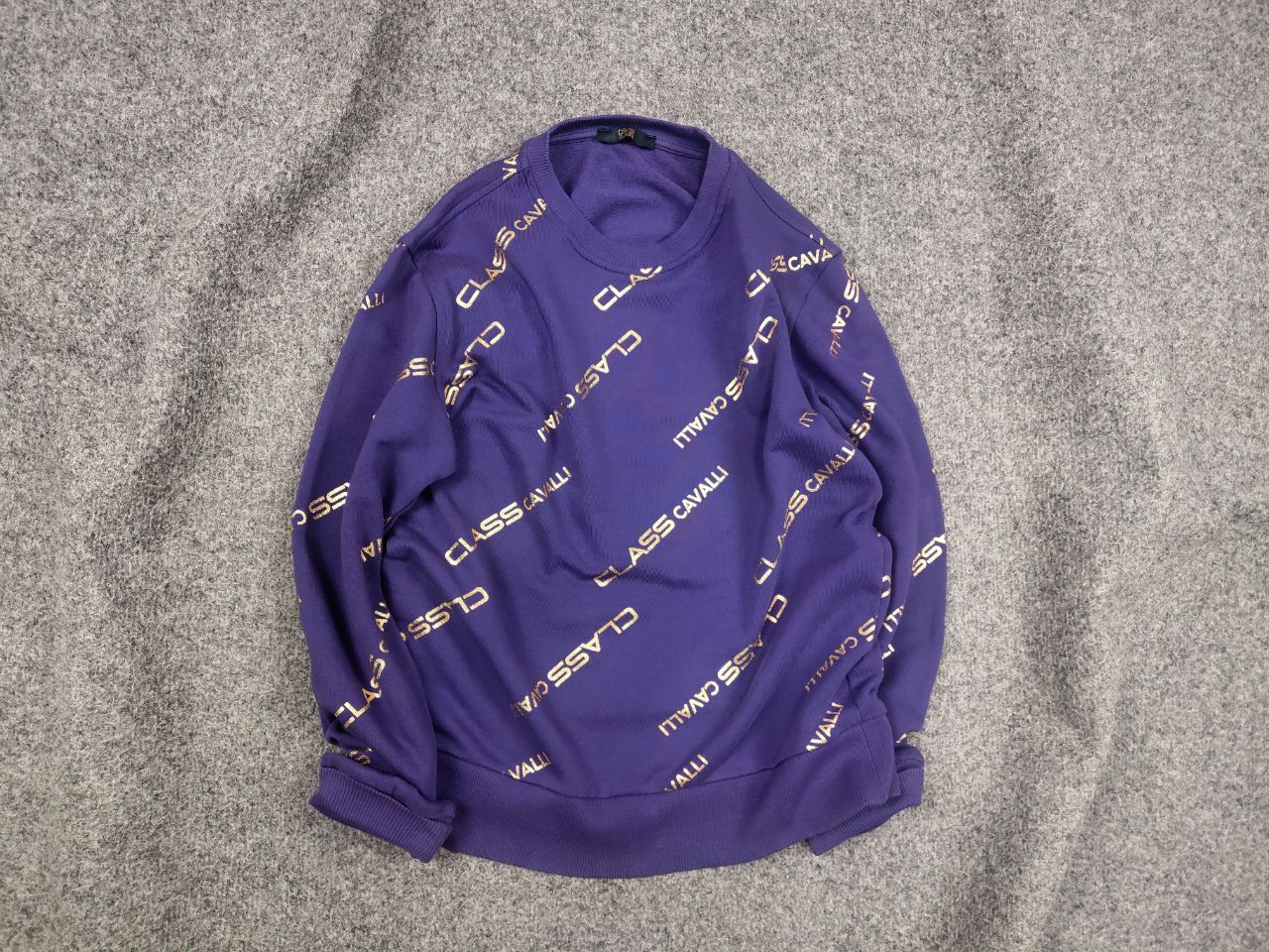 Roberto Cavalli Roberto Cavalli class Design Purple Monogram Logo Sweatshirt Size US S / EU 44-46 / 1 - 1 Thumbnail