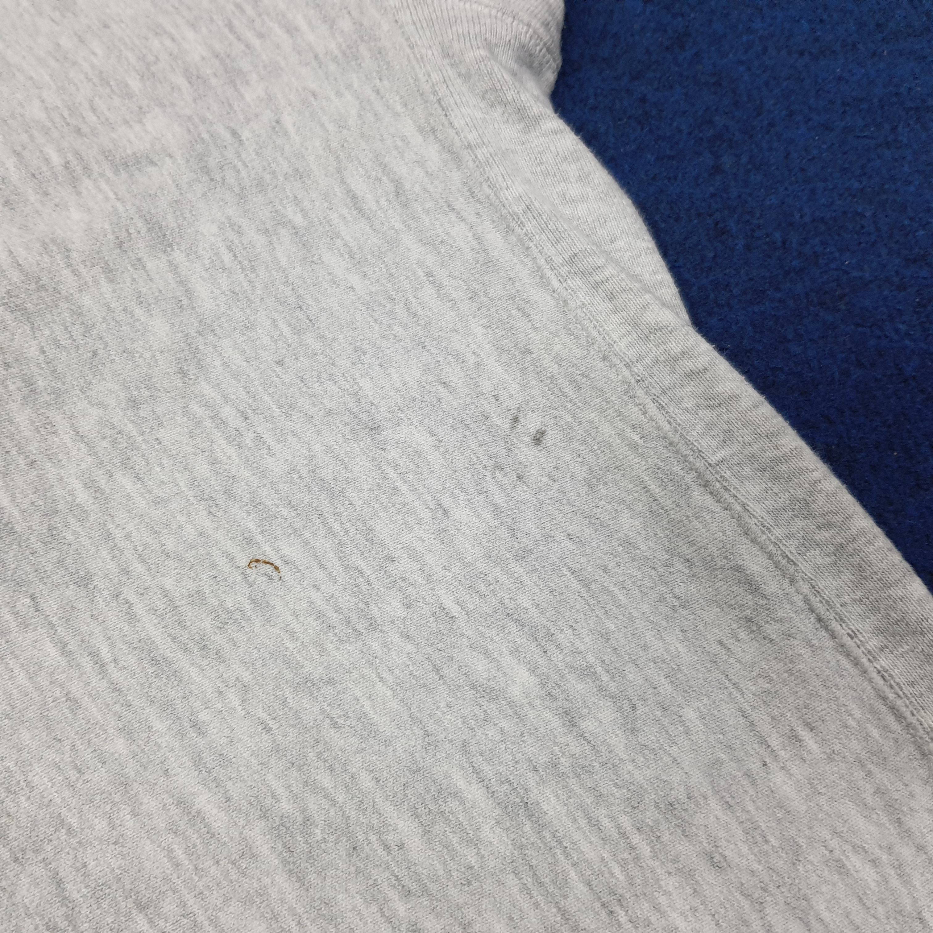 Champion Vintage Champion P.D.S Football Team Sweatshirt C254N16 Size US XL / EU 56 / 4 - 12 Thumbnail
