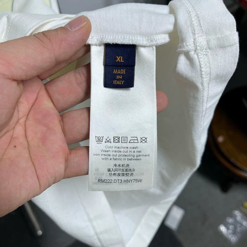 Louis Vuitton Louis Vuitton Patch short sleeve 2504-Nextarrow Size US XXL / EU 58 / 5 - 4 Thumbnail
