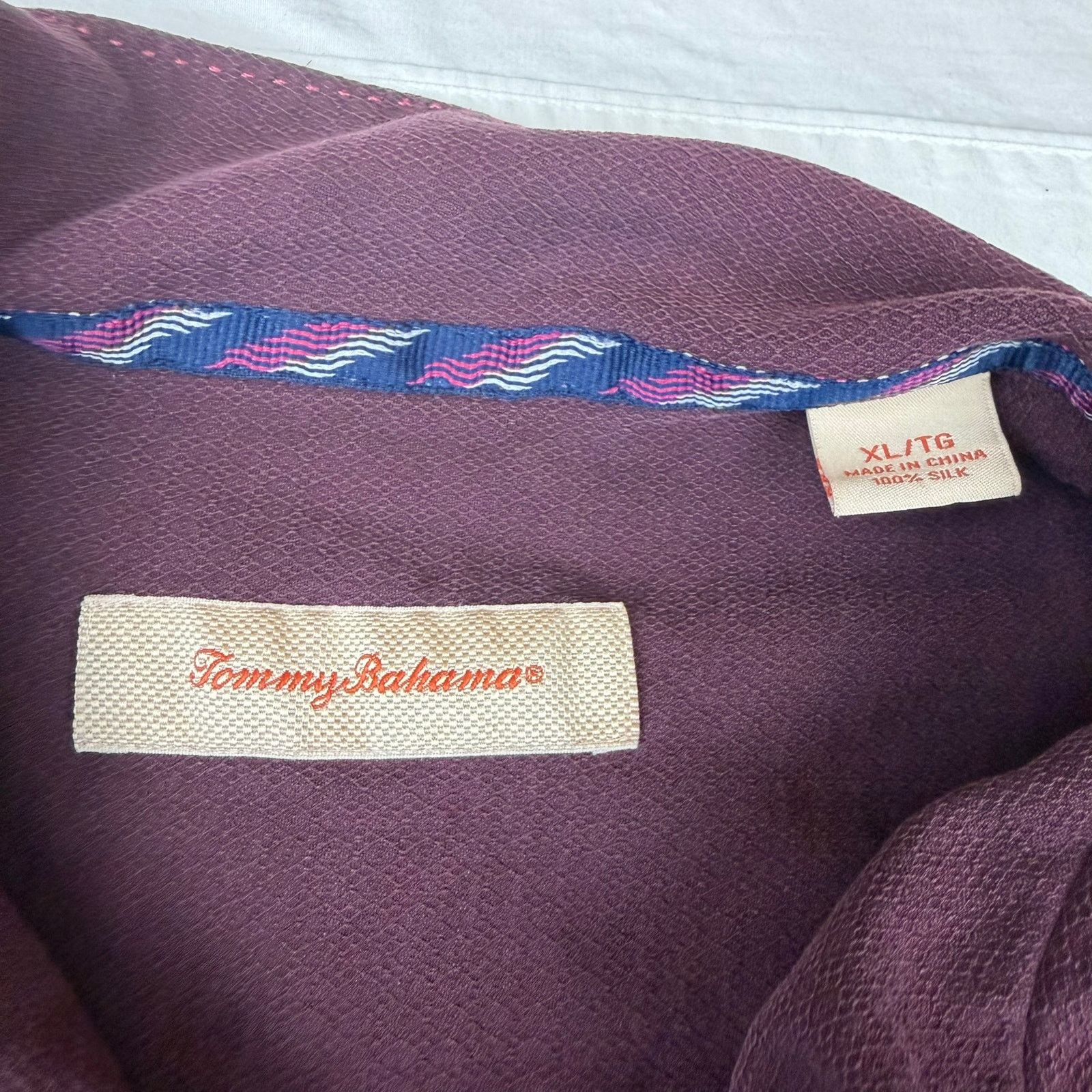 Tommy Bahama Tommy Bahama Silk Camp Shirt - Size XL - Great Style! Size US XL / EU 56 / 4 - 3 Thumbnail