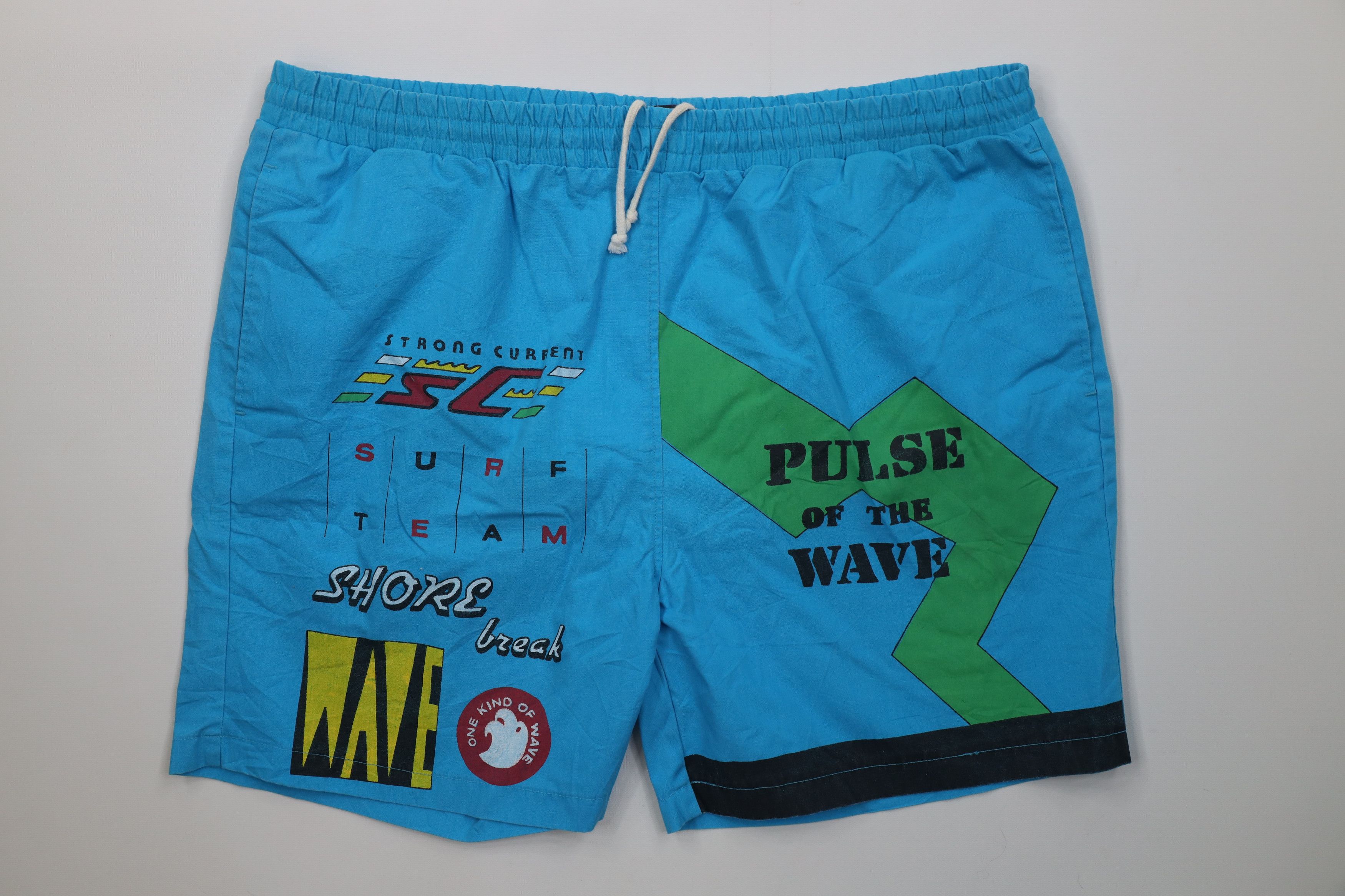 Vintage Vintage 80s 90s Streetwear Beach Surf Shorts Swim Trunks Size US 34 / EU 50 - 1 Thumbnail