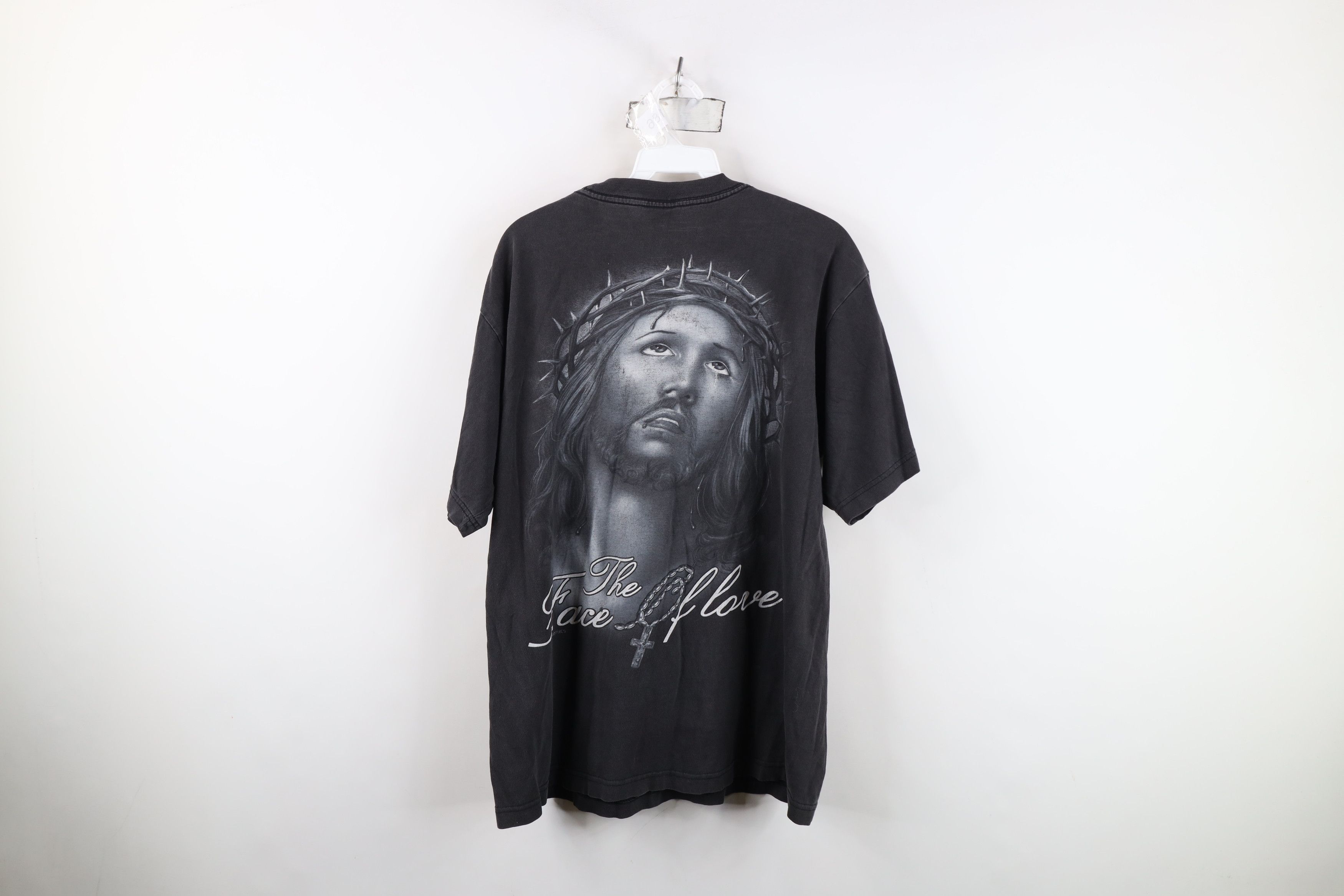 Vintage Vintage Y2K Streetwear Jesus The Face of Love T-Shirt Size US L / EU 52-54 / 3 - 12 Thumbnail