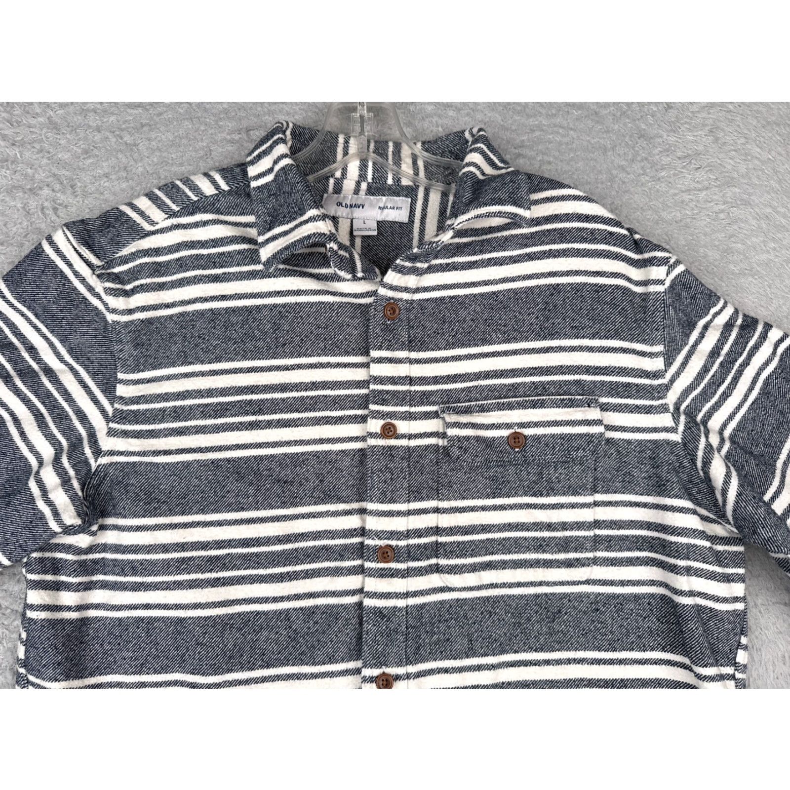 Old Navy Old Navy Shirt Men Large Blue White Stripe Long Sleeve Cotton Pocket Shirt Size US L / EU 52-54 / 3 - 4 Thumbnail