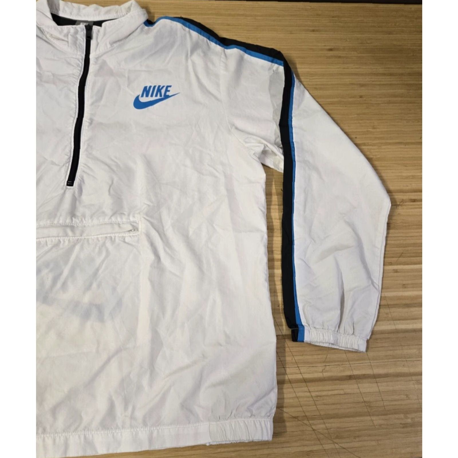 Nike VINTAGE Nike Jacket Mens 2XL Anorak Windbreaker White Nylon Softshell Lightweight Packable Kangaroo Pocket Embroidered Logo Y2K Size US XXL / EU 58 / 5 - 2 Thumbnail