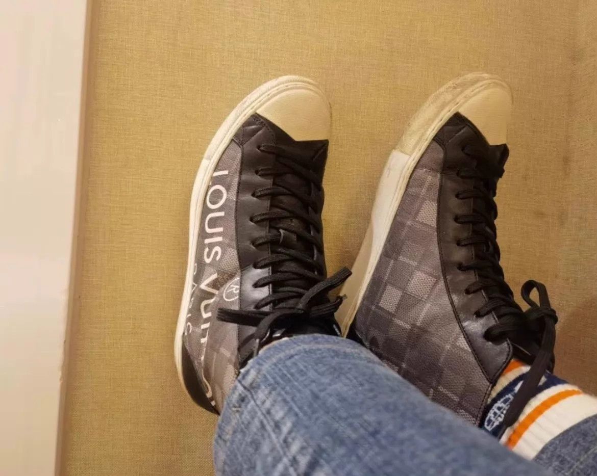 Louis Vuitton LV Calfskin High-Top Sneakers US8 Size US 8 / EU 41 - 9 Thumbnail