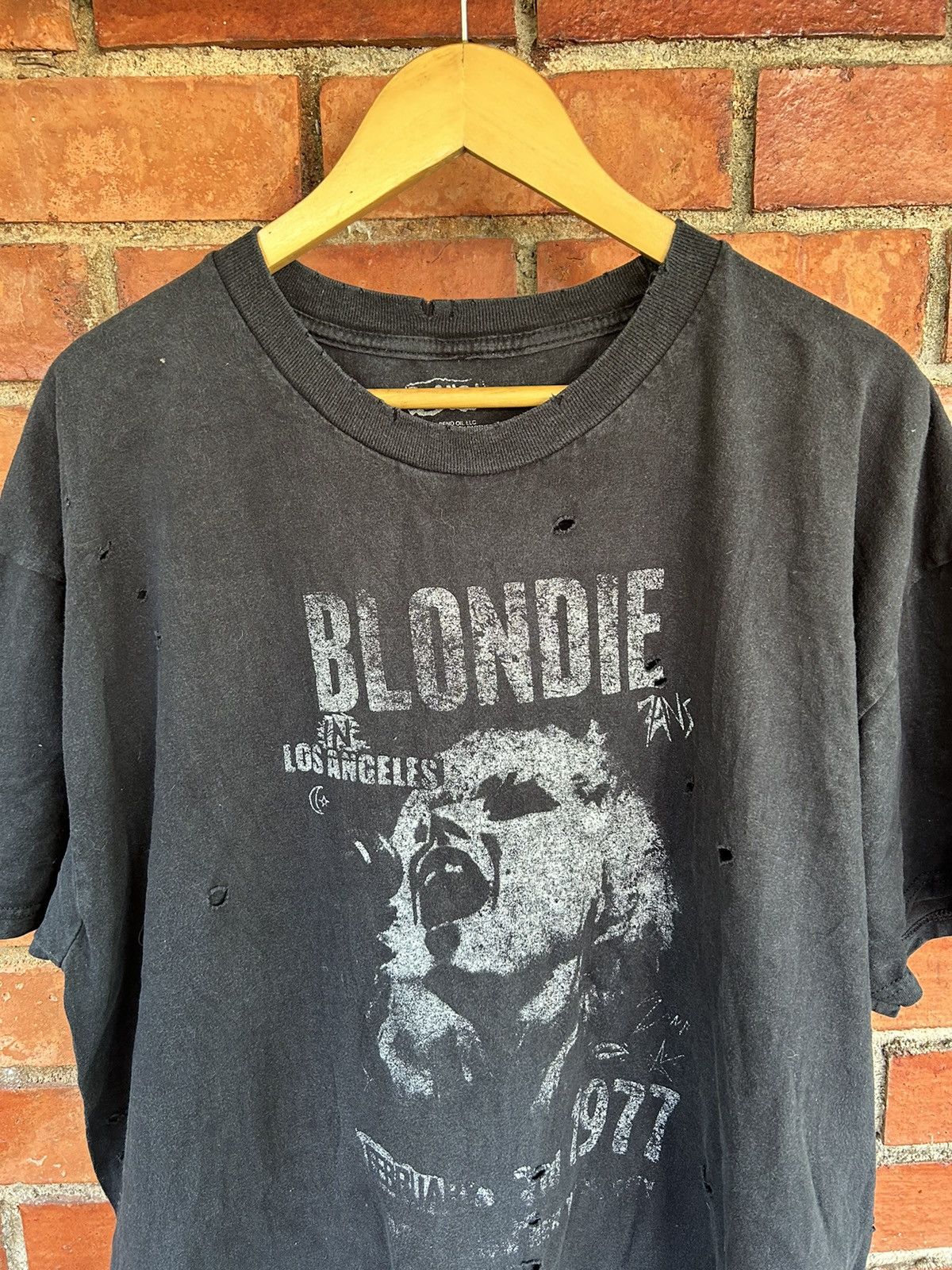 Band Tees 💥 BLONDIE DISTRESSED TEES Size US XL / EU 56 / 4 - 6 Thumbnail