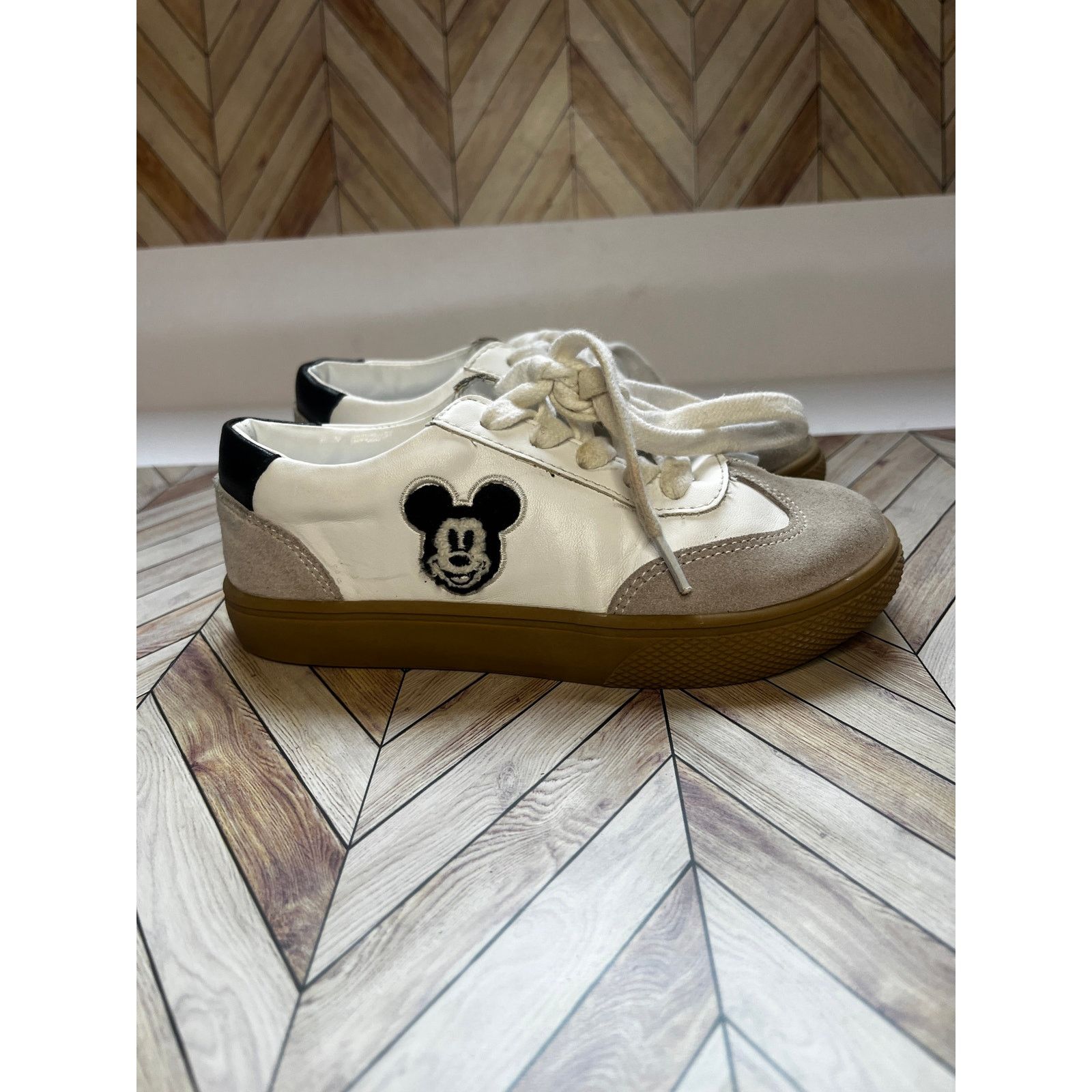 Disney Disney x Janie and Jack Leather Mickey Mouse Sneaker Kids 11 Size US 11 / EU 44 - 2 Thumbnail
