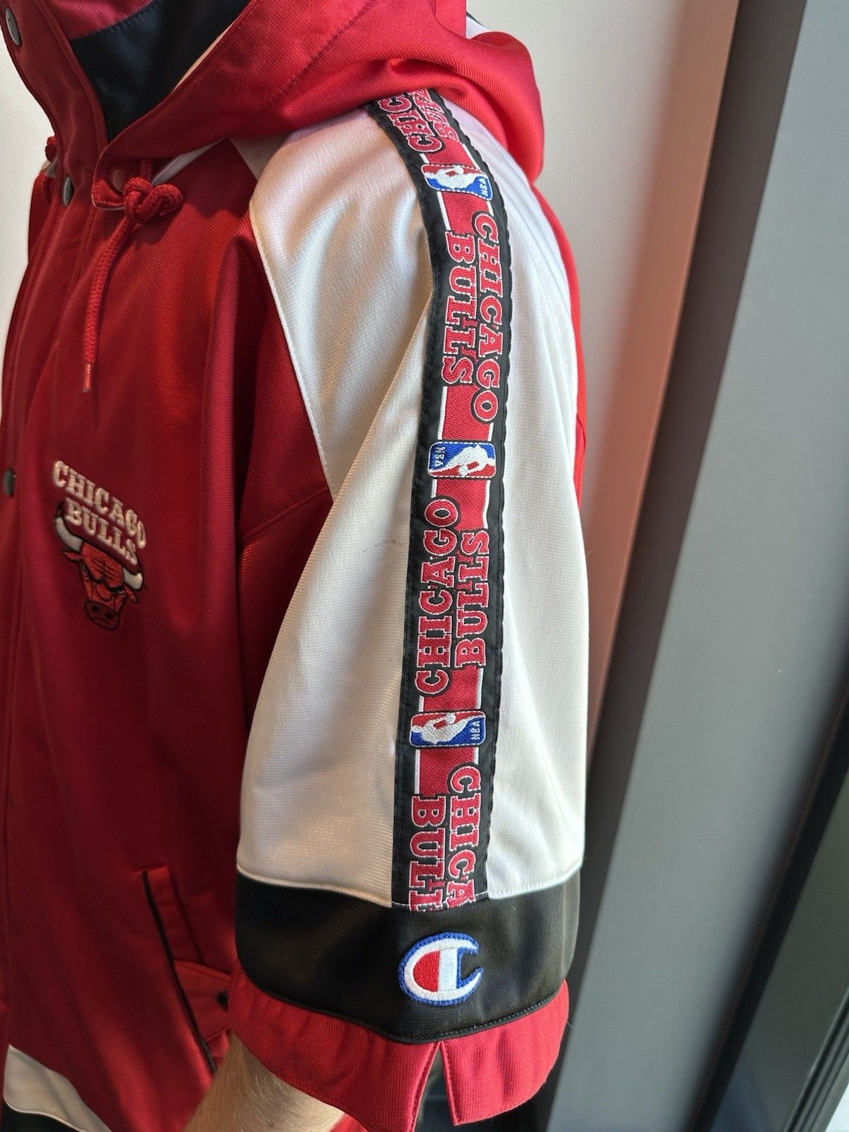 Vintage Champion Chicago Bulls shooting warm up shirt hoodie