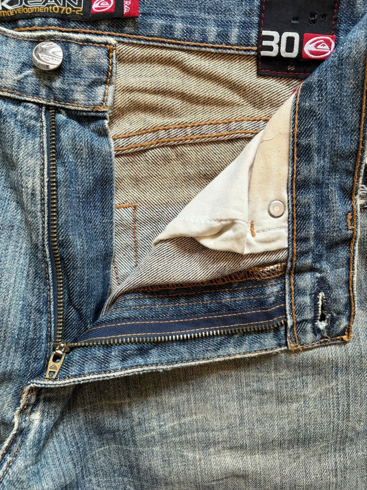 Quicksilver Vintage Quiksilver Mud Wash Distressed Baggy Jeans Size US 31 - 9 Thumbnail