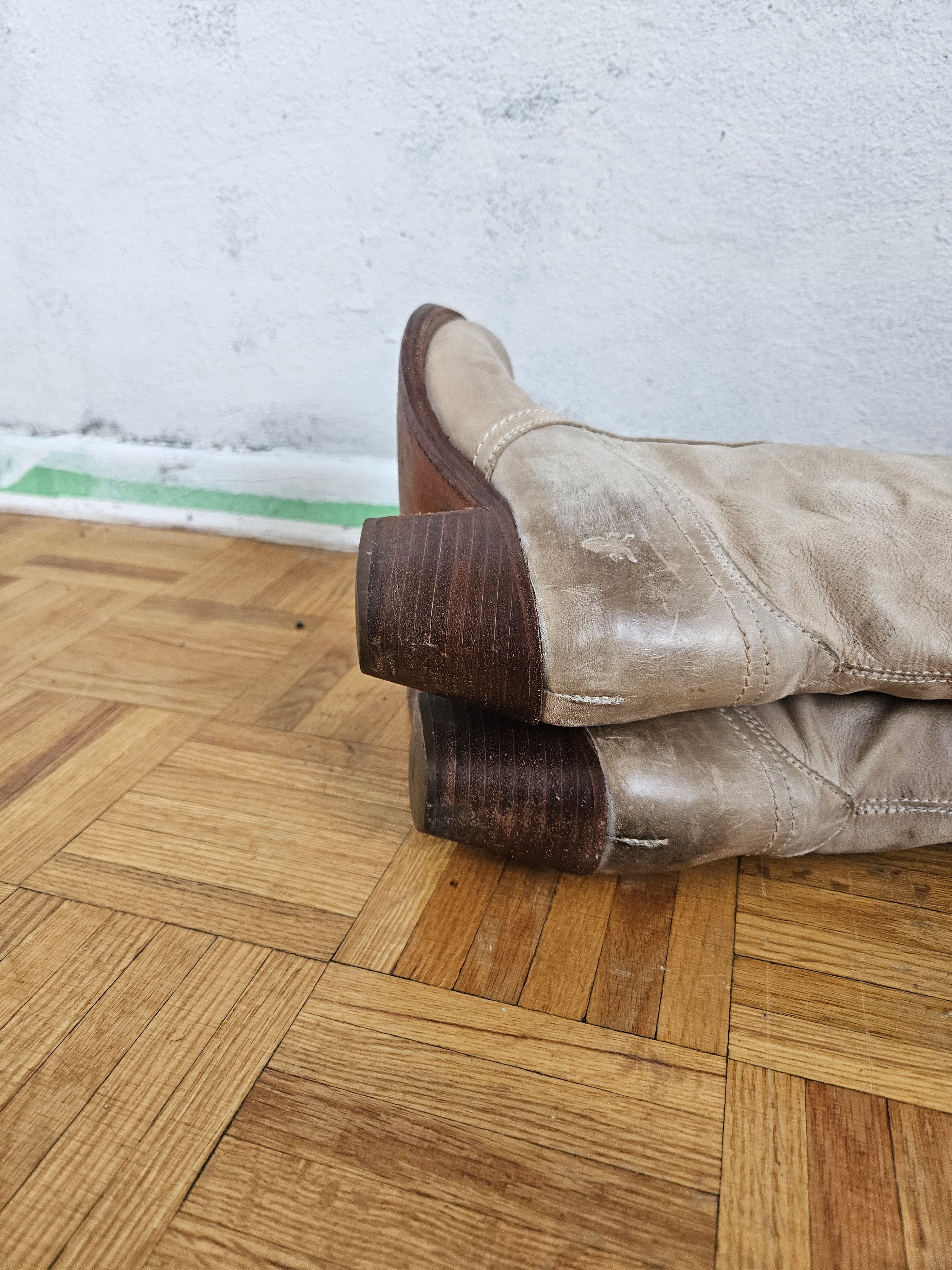 Frye Distressed brushed leather Frye boots avantgarde western Size US 6.5 / IT 36.5 - 6 Thumbnail