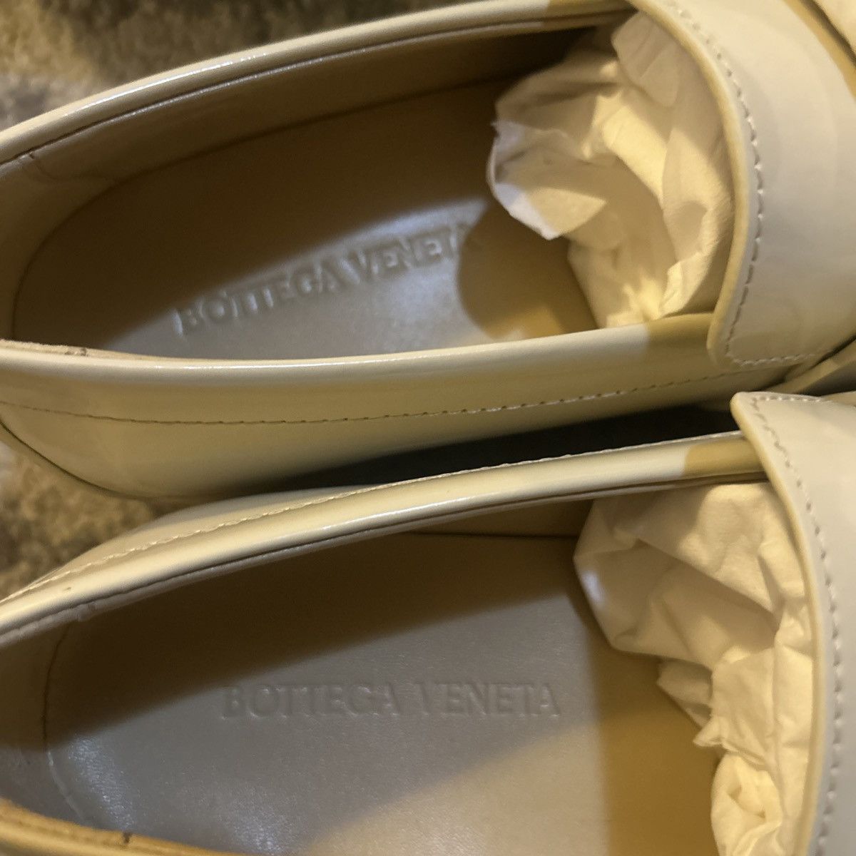 Bottega Veneta Bottega Veneta Monsieur Mocassin Soft Vinyl Butter Loafers Size US 9 / IT 39 - 6 Thumbnail