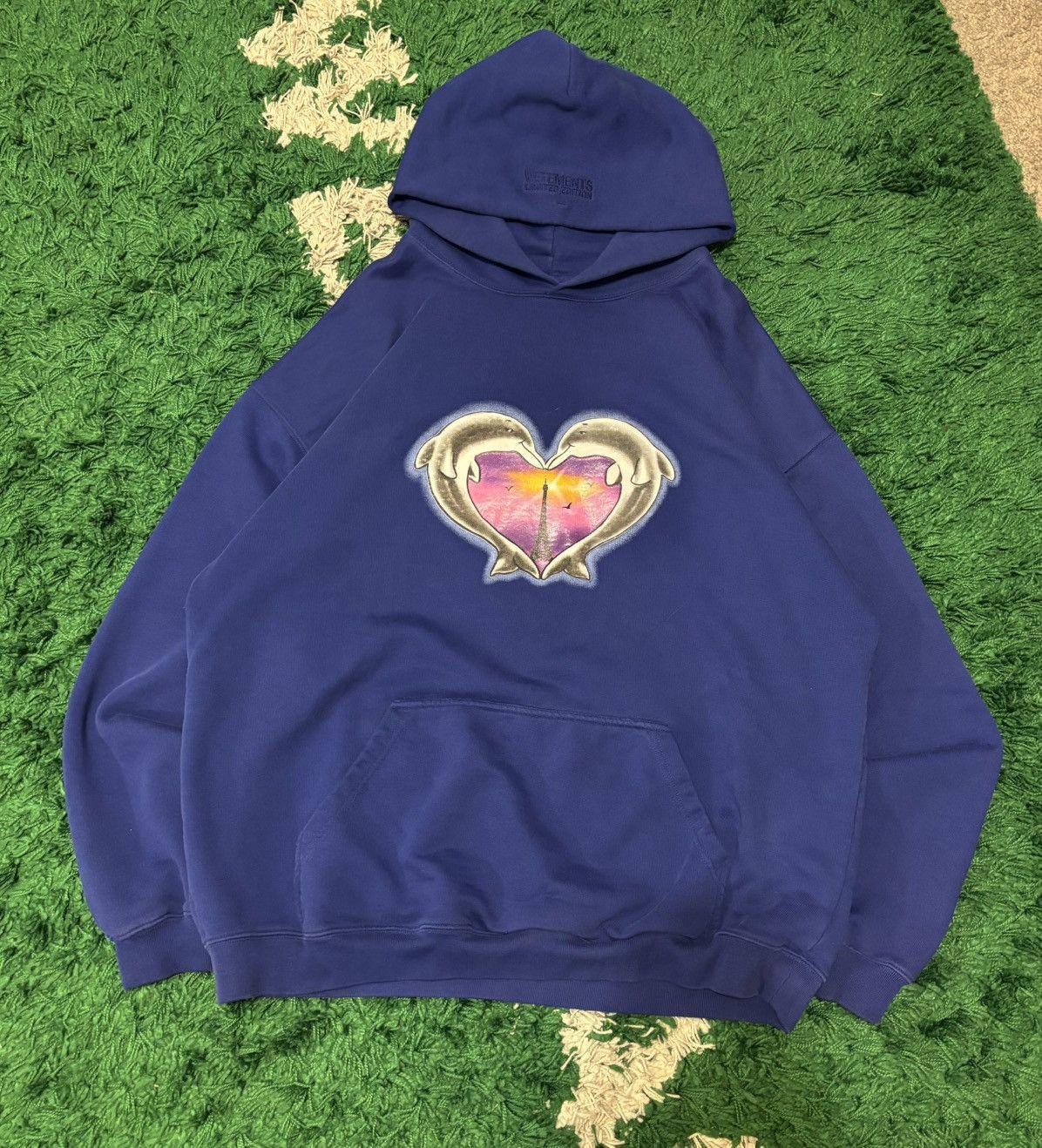 Vetements Vetements Dolphin Hoodie Size US S / EU 44-46 / 1 - 3 Thumbnail