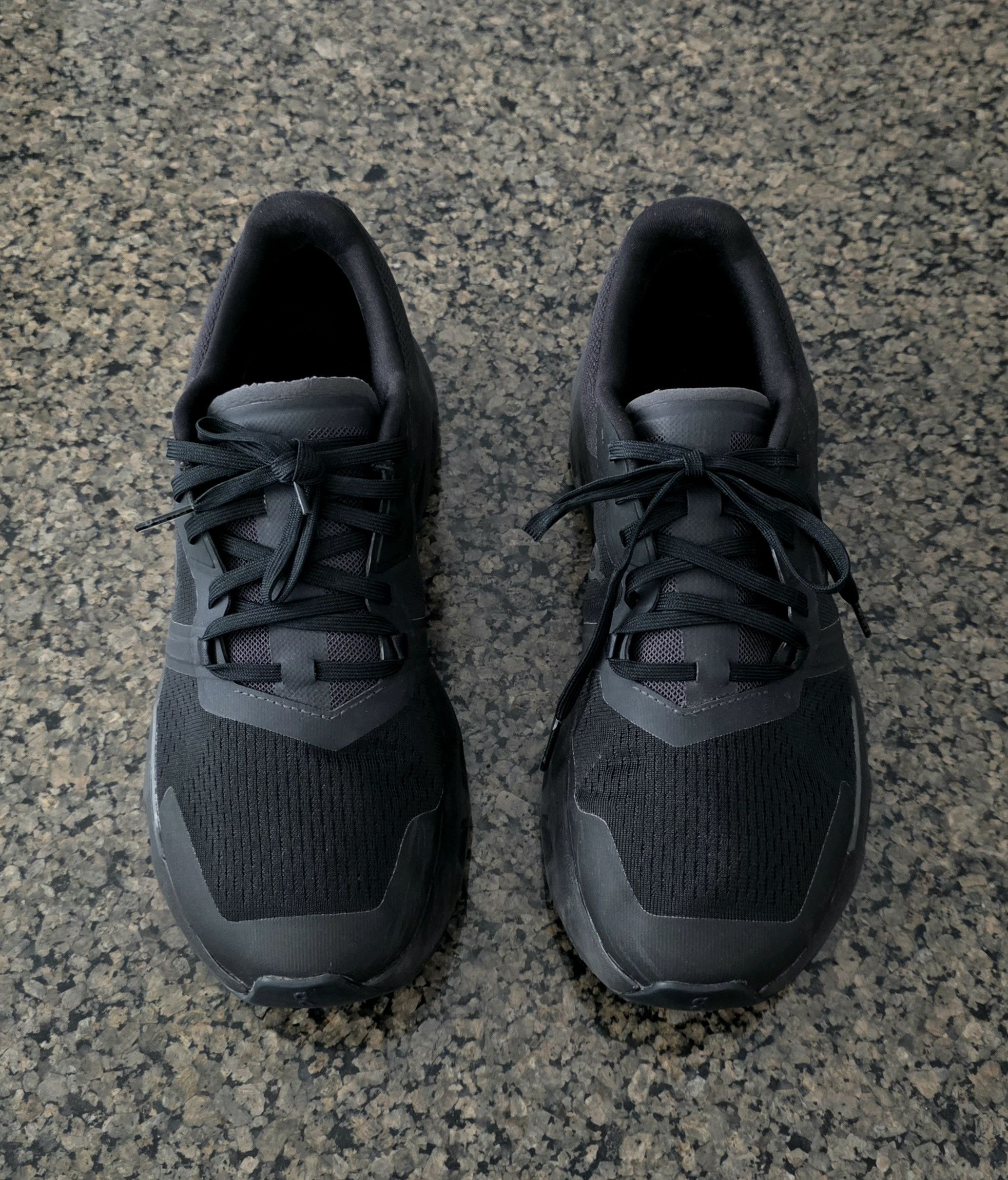 On On Cloud pulse Black Eclipse 3MD30060106 Speedboard Men 8.5 Size US 8.5 / EU 41-42 - 2 Thumbnail