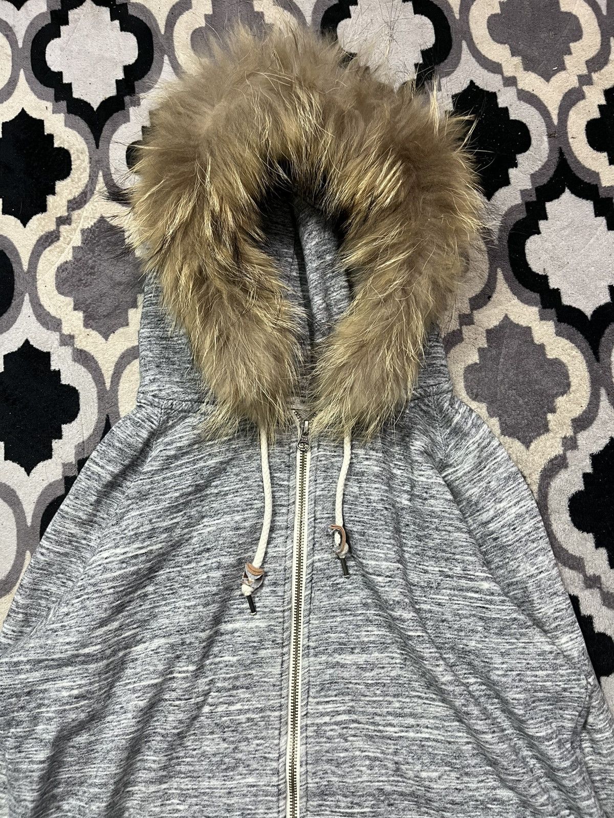 If Six Was Nine Vintage avail basic faux fur destroyed hoodie Size US M / EU 48-50 / 2 - 3 Thumbnail
