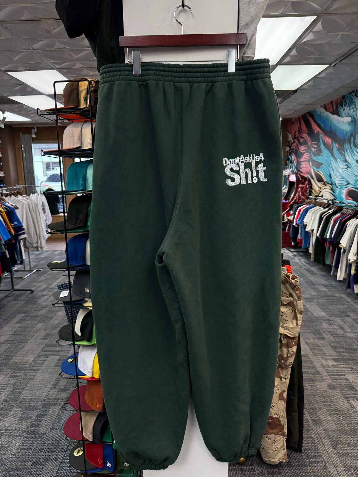 The GV Gallery GV Raspberry Hills X Greedy Unit Garbage Sweats Size US 36 / EU 52 - 2 Thumbnail