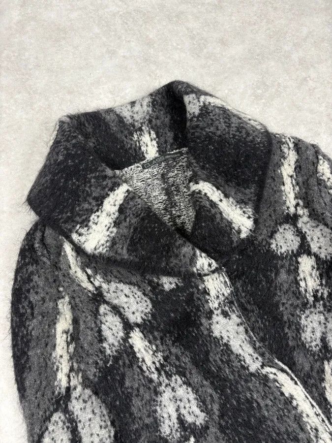 Roberto Cavalli 2000s Roberto Cavalli Grey & Black Wool Mohair Cardigan Size XS / US 0-2 / IT 36-38 - 6 Thumbnail