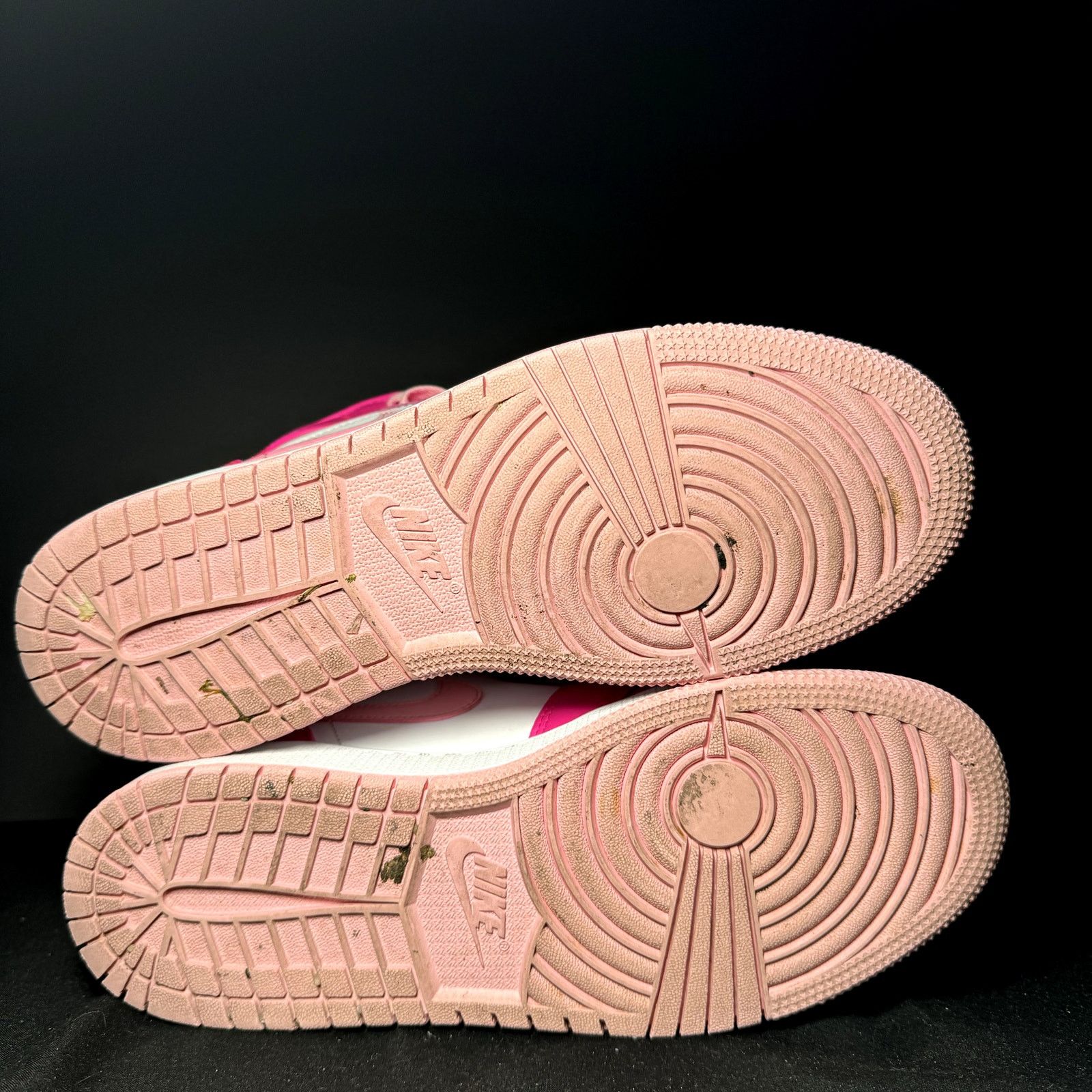 Jordan Brand × Nike Nike Air Jordan 1 Mid GS Fierce Pink Men's Shoes - Size 7 Size US 7 / EU 40 - 6 Thumbnail