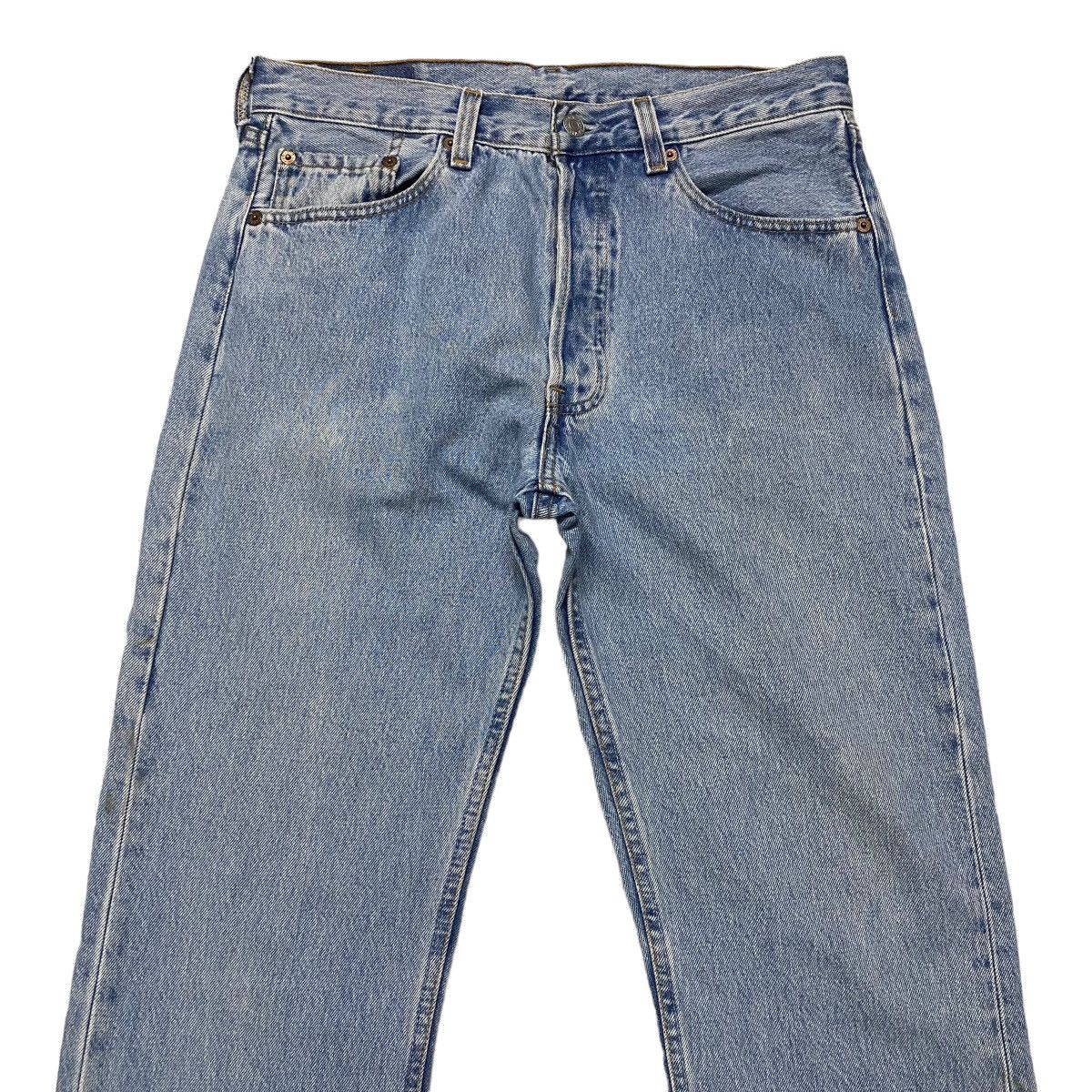 Levi's Vintage 90s Levis 501 Lightwash Jeans Nice Faded Jeans Size US 32 / EU 48 - 4 Thumbnail