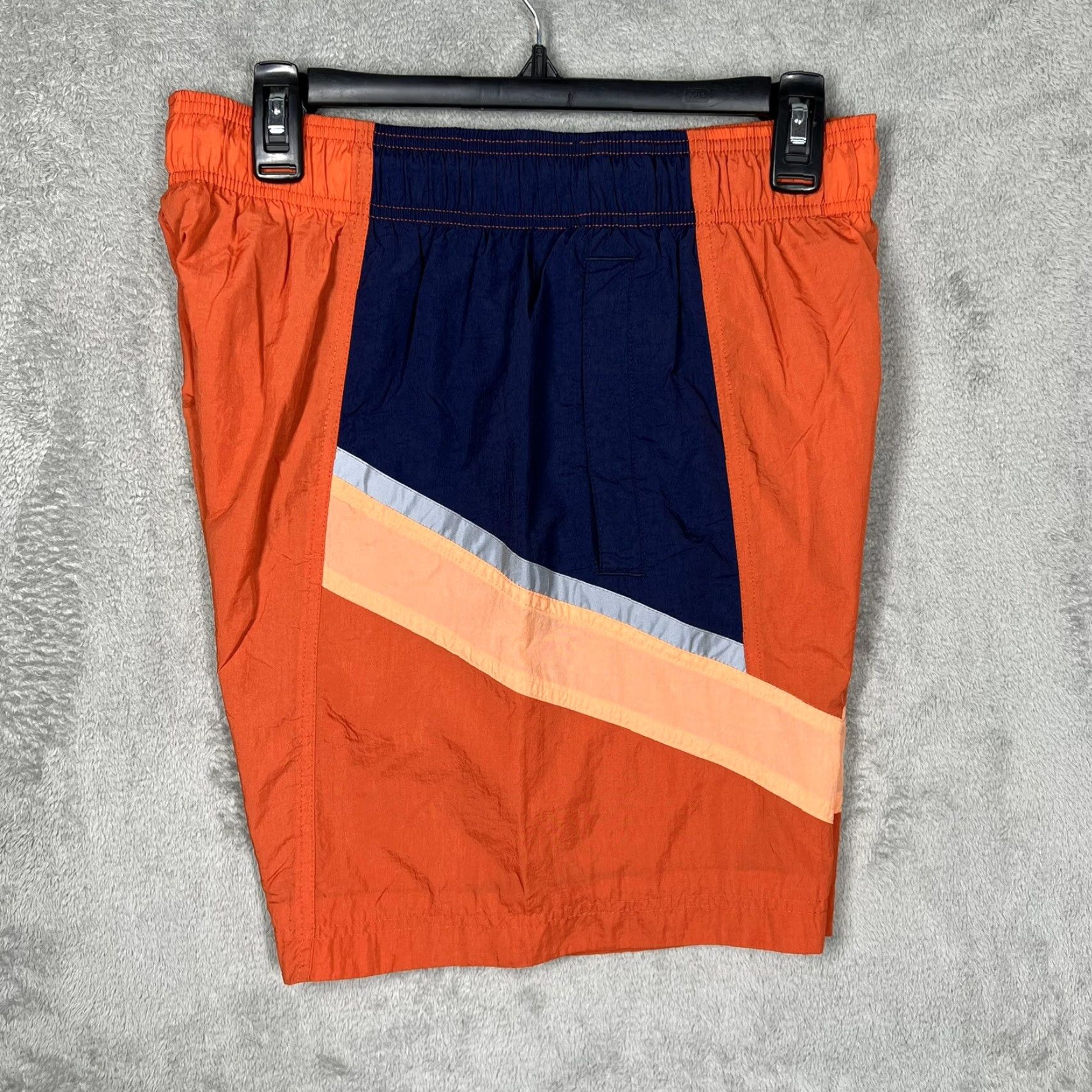 Nike Nike Sportswear Mens Shorts Heritage Windrunner Orange CU4436-861 Size US 31 - 6 Thumbnail