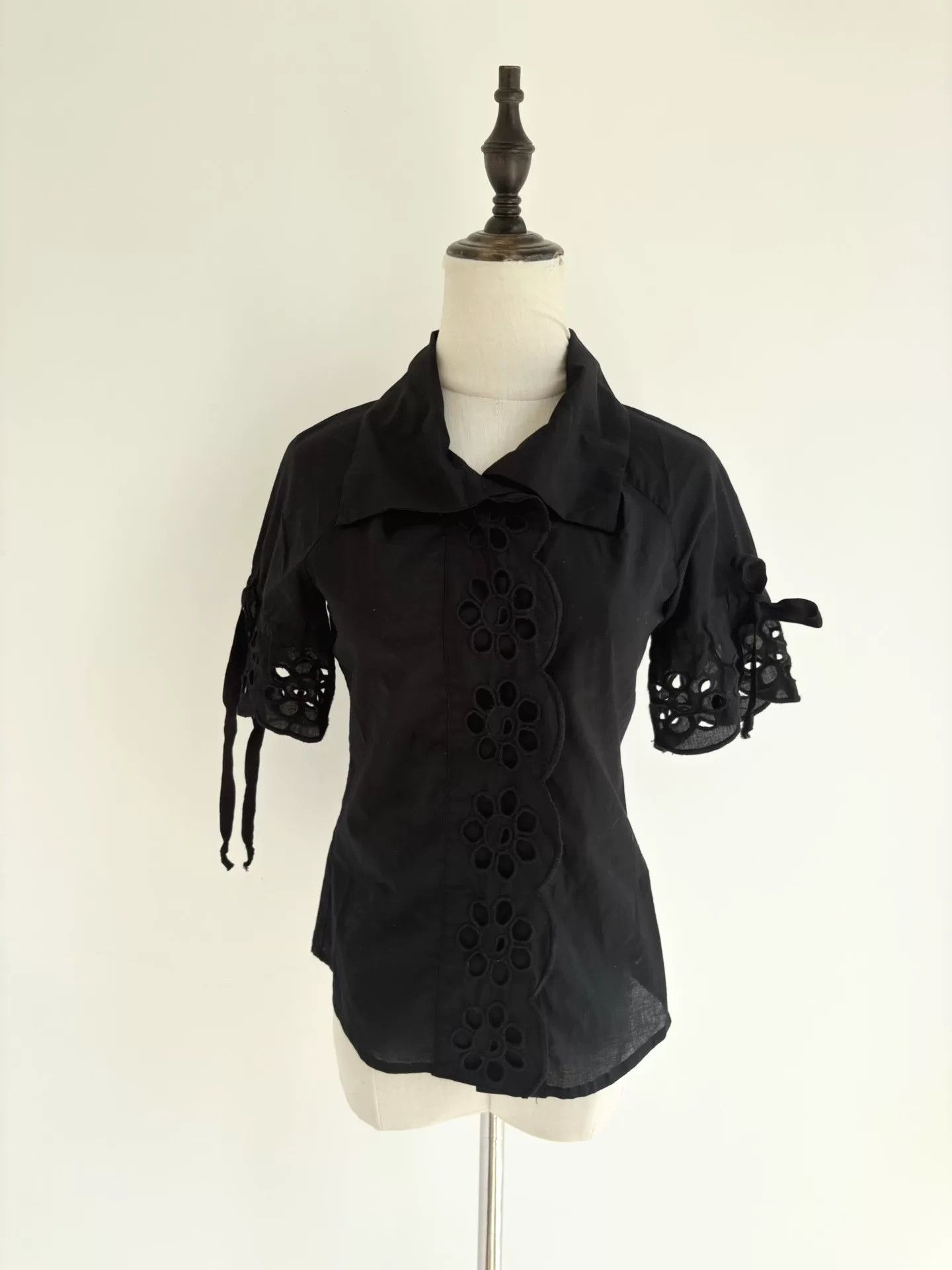 Vivienne Westwood Vivienne Westwood Vintage Black Short-Sleeve Shirt Size S / US 4 / IT 40 - 1 Thumbnail