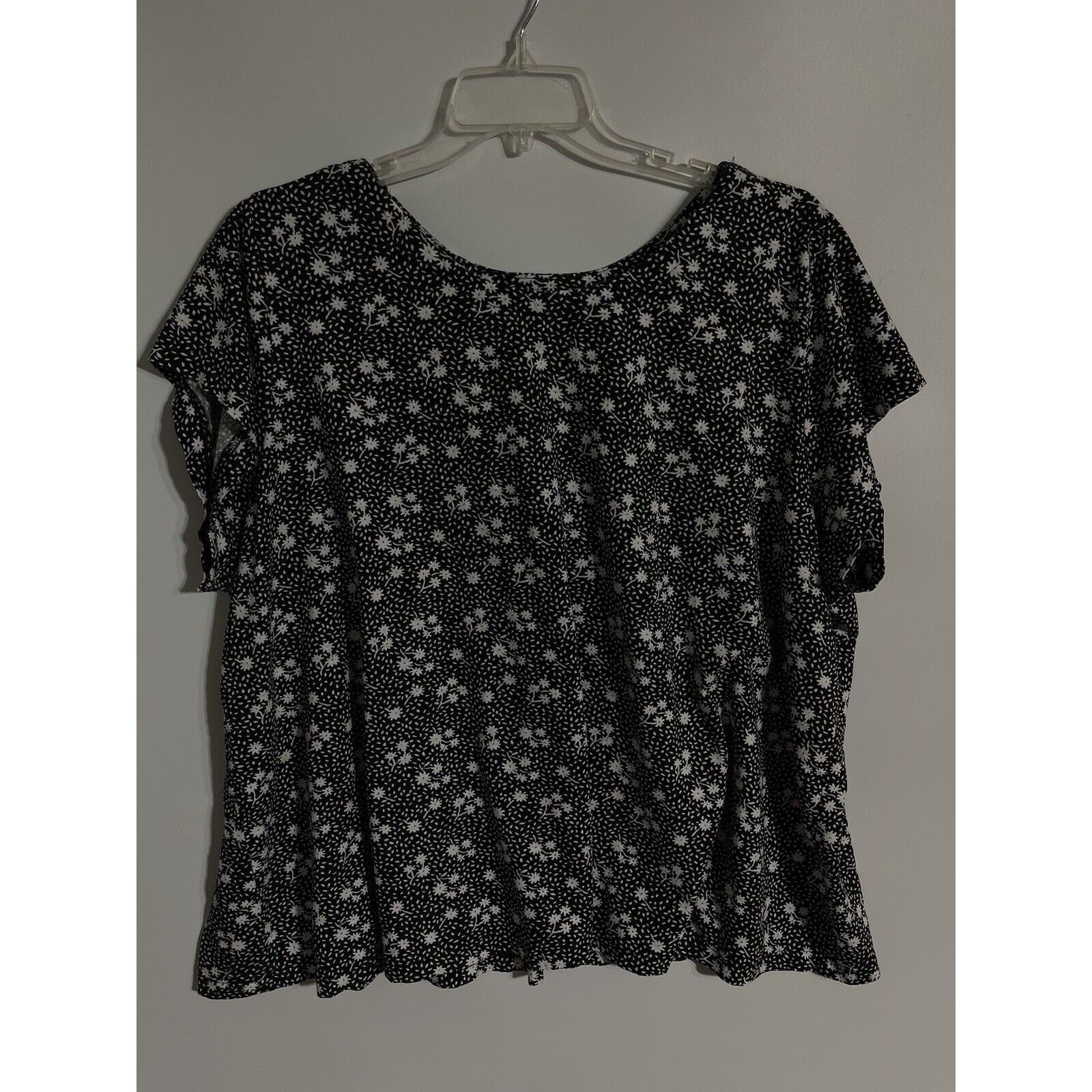 Other Ellos Top Womens Plus 3X 30/32 Daisies Garden Cottagecore Size 3XL / US 20-22 - 1 Thumbnail