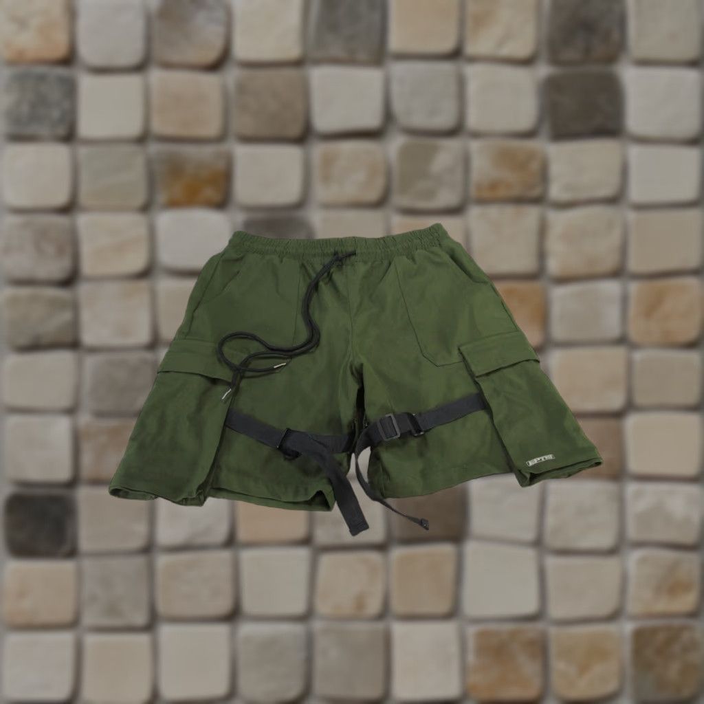 Vintage EPTM Shorts Mens 32 Green Polyester Cargo Leg Belt Read Size US 32 / EU 48 - 1 Thumbnail