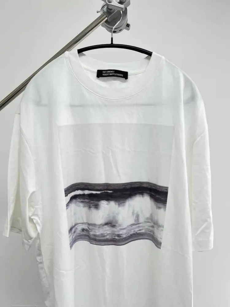 Raf Simons Raf Simons Raf Simons x Robert 17SS Runway Poster Tee-2506 Size US S / EU 44-46 / 1 - 3 Thumbnail