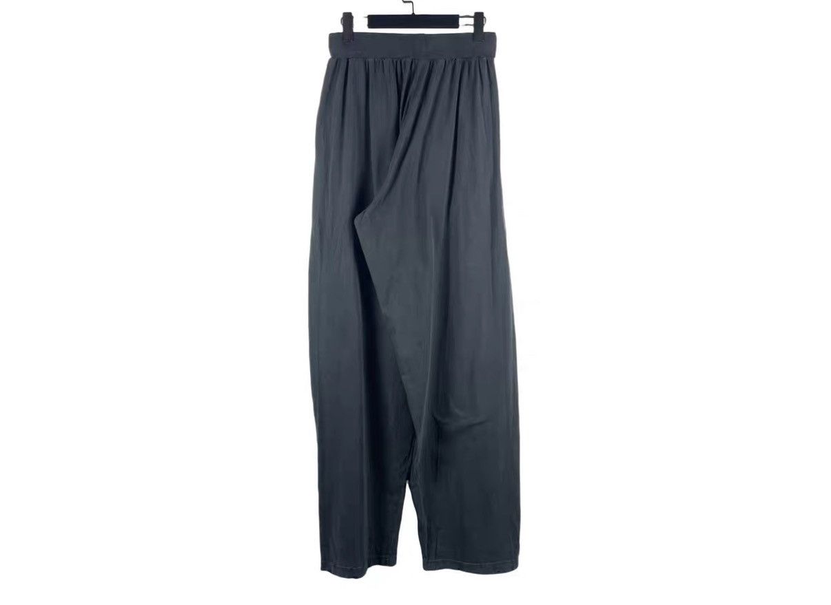 Balenciaga Balenciaga SS25 Cotton Mid-Rise Track Pants J31 Size US 30 / EU 46 - 2 Thumbnail
