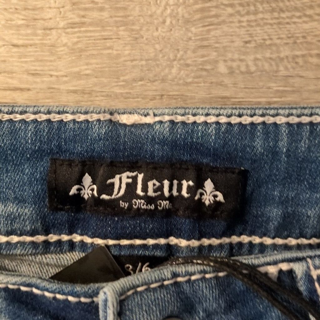 Miss Me Fleur By Miss Me Boot Jeans Size 28/6 Size 28" / US 6 / IT 42 - 3 Thumbnail