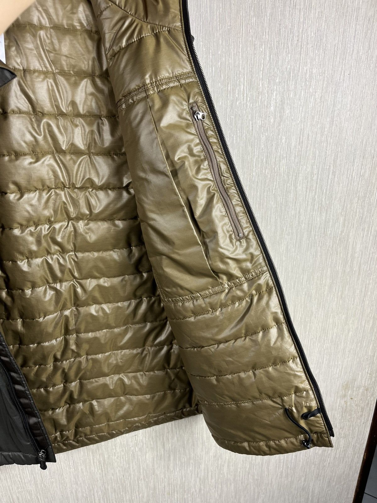 Patagonia Vintage Patagonia down vest jacket sleeveless y2k outdoor Size US L / EU 52-54 / 3 - 19 Thumbnail