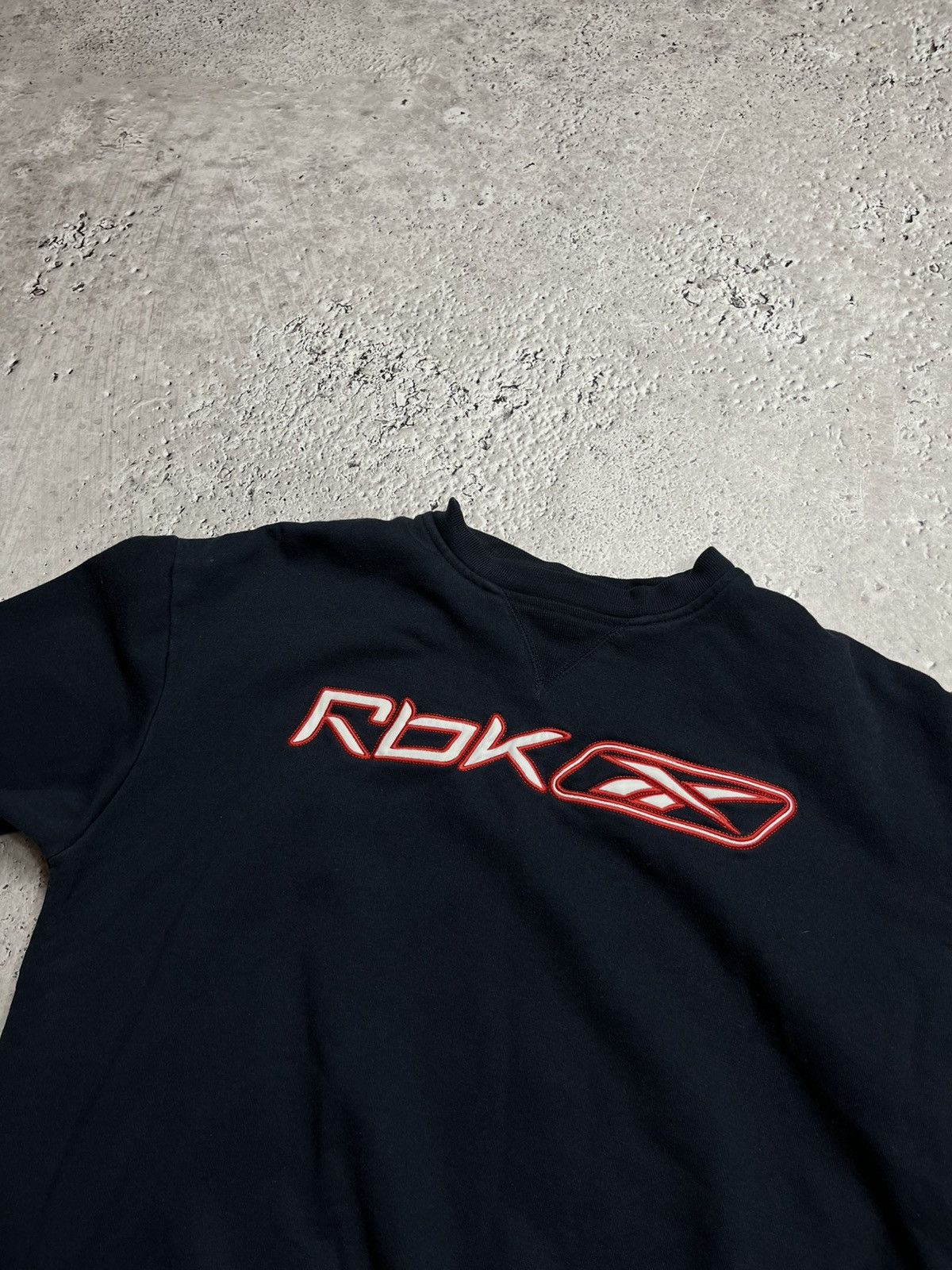 Reebok Vintage Reebok RBK Navy Sweatshirt Embroidered Logo Size S / US 4 / IT 40 - 7 Thumbnail