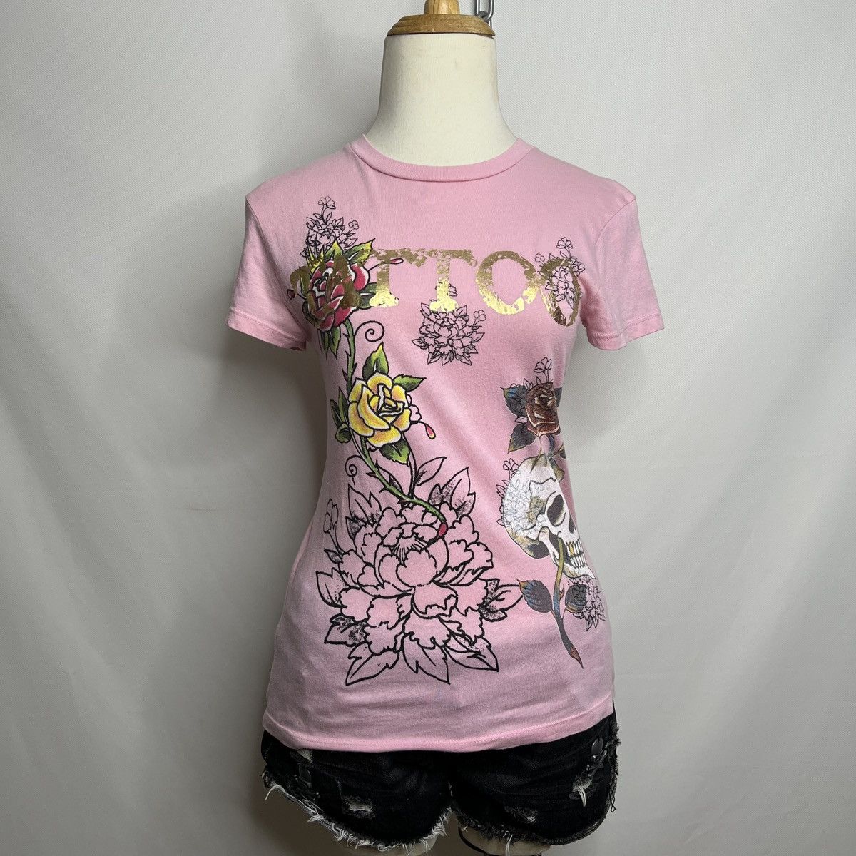 Ed Hardy ED HARDY PINK TATTOO SKULL GRAPHIC SHIRT Size XS / US 0-2 / IT 36-38 - 2 Thumbnail