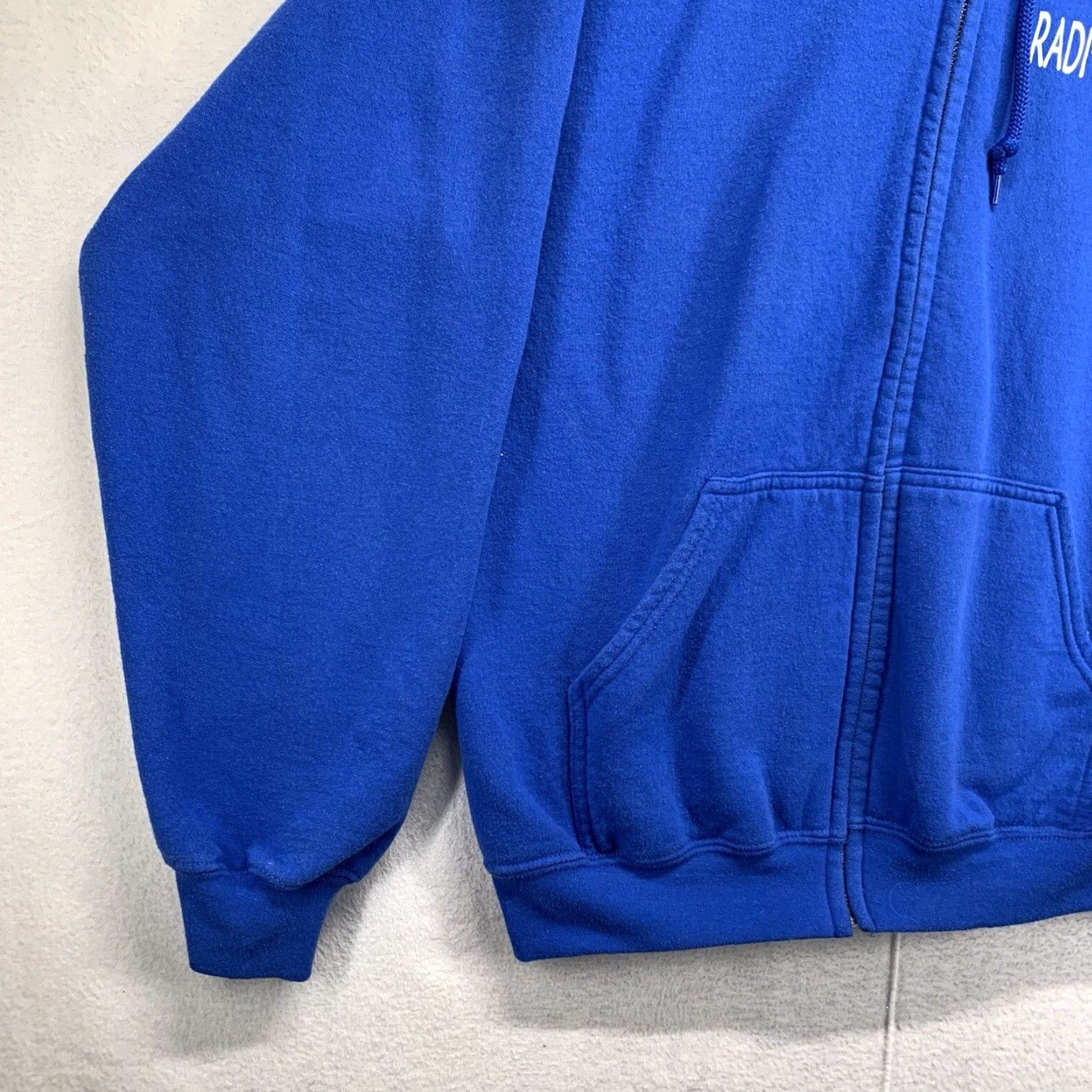 Gildan VINTAGE Gildan Radiology Graphic Hoodie Pullover Large Blue Zip Hooded Sweatshirt 90s Mens Size US L / EU 52-54 / 3 - 2 Thumbnail