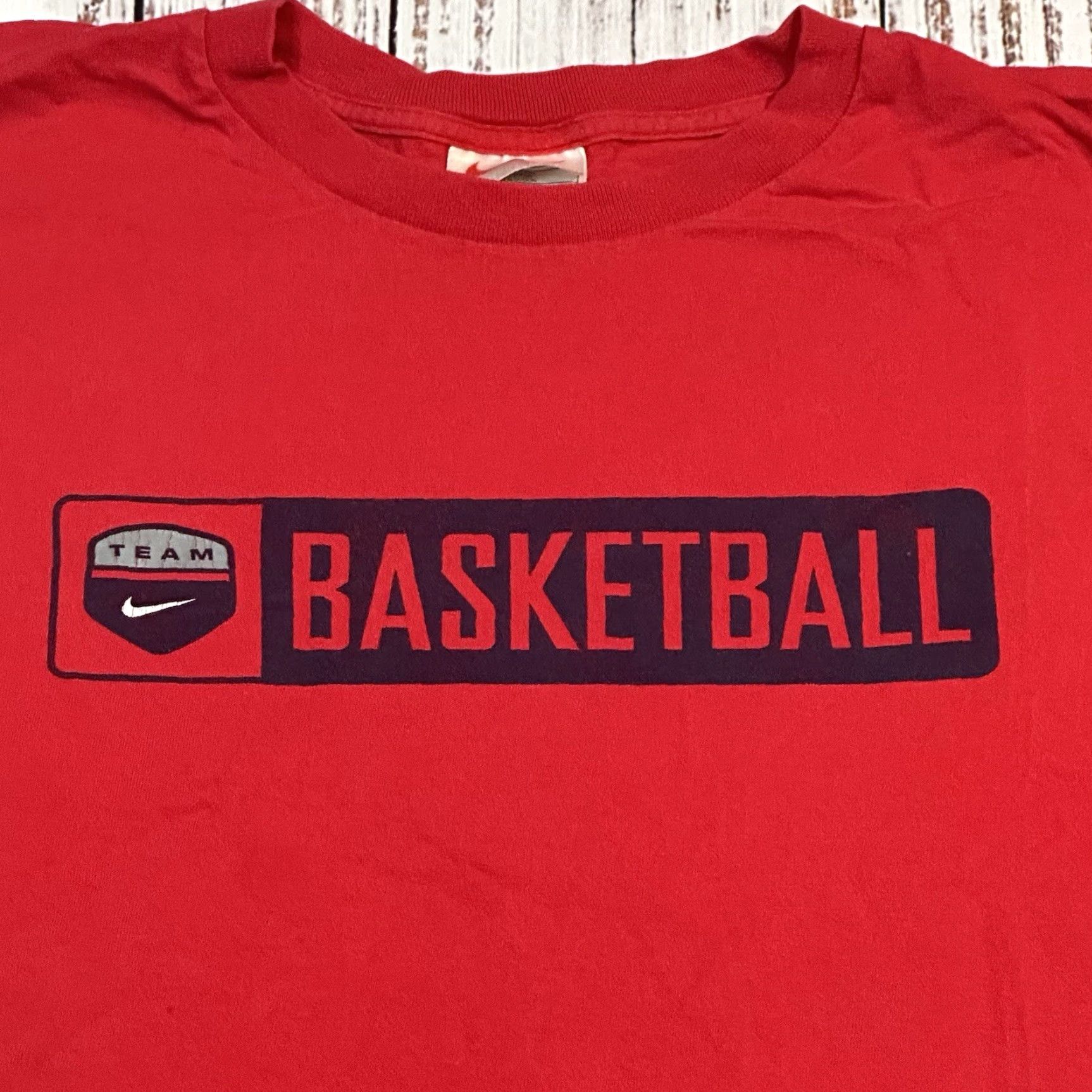 Nike VINTAGE Nike Team Basketball Red Cotton Tee Shirt Mens L Size US L / EU 52-54 / 3 - 3 Thumbnail