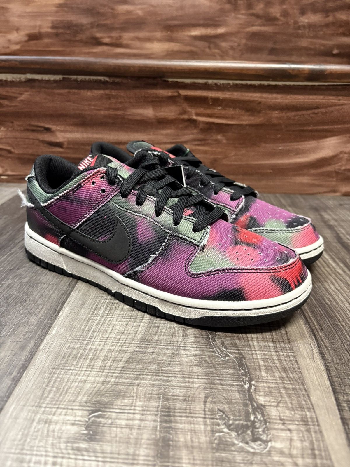 Nike Nike Dunk Low Premium Graffiti size 9 Size US 9 / EU 42 - 1 Thumbnail