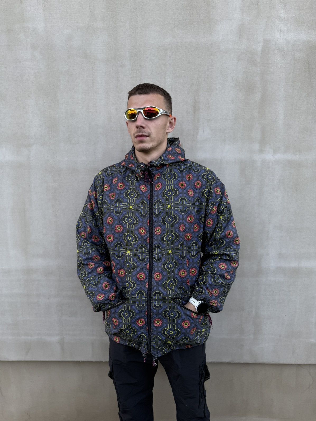 Adidas Adidas Vintage Men Windbreaker Jacket Hooded Retro Pattern M Size US M / EU 48-50 / 2 - 1 Thumbnail